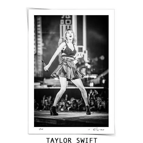 Taylor Swift #2 - Fine-Art Print