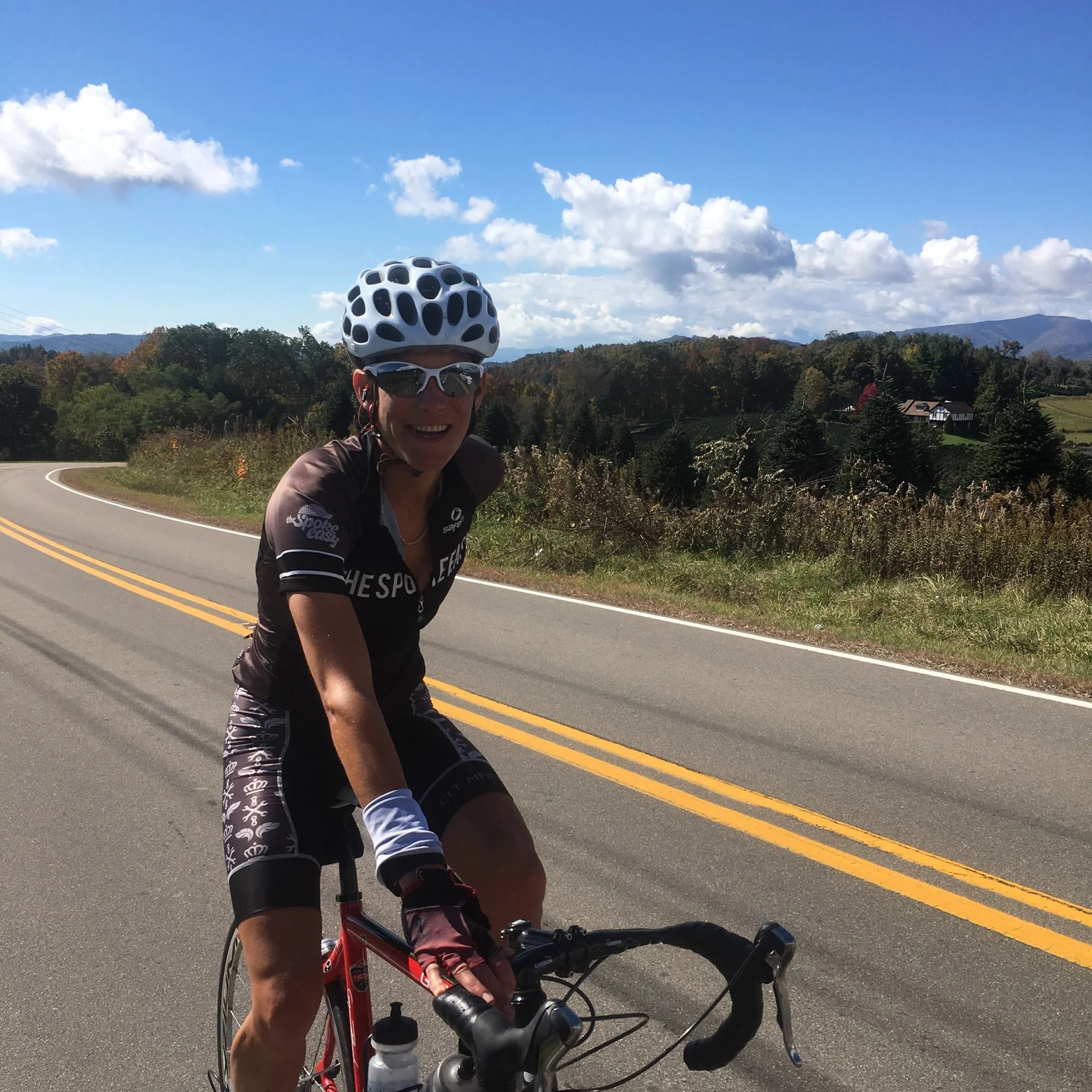 Mountain roads Morganton NC 2017.jpg