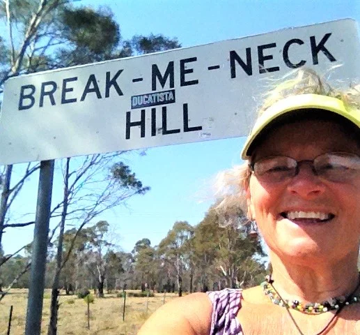 australiasolowomanbicycletourkathryn.jpg
