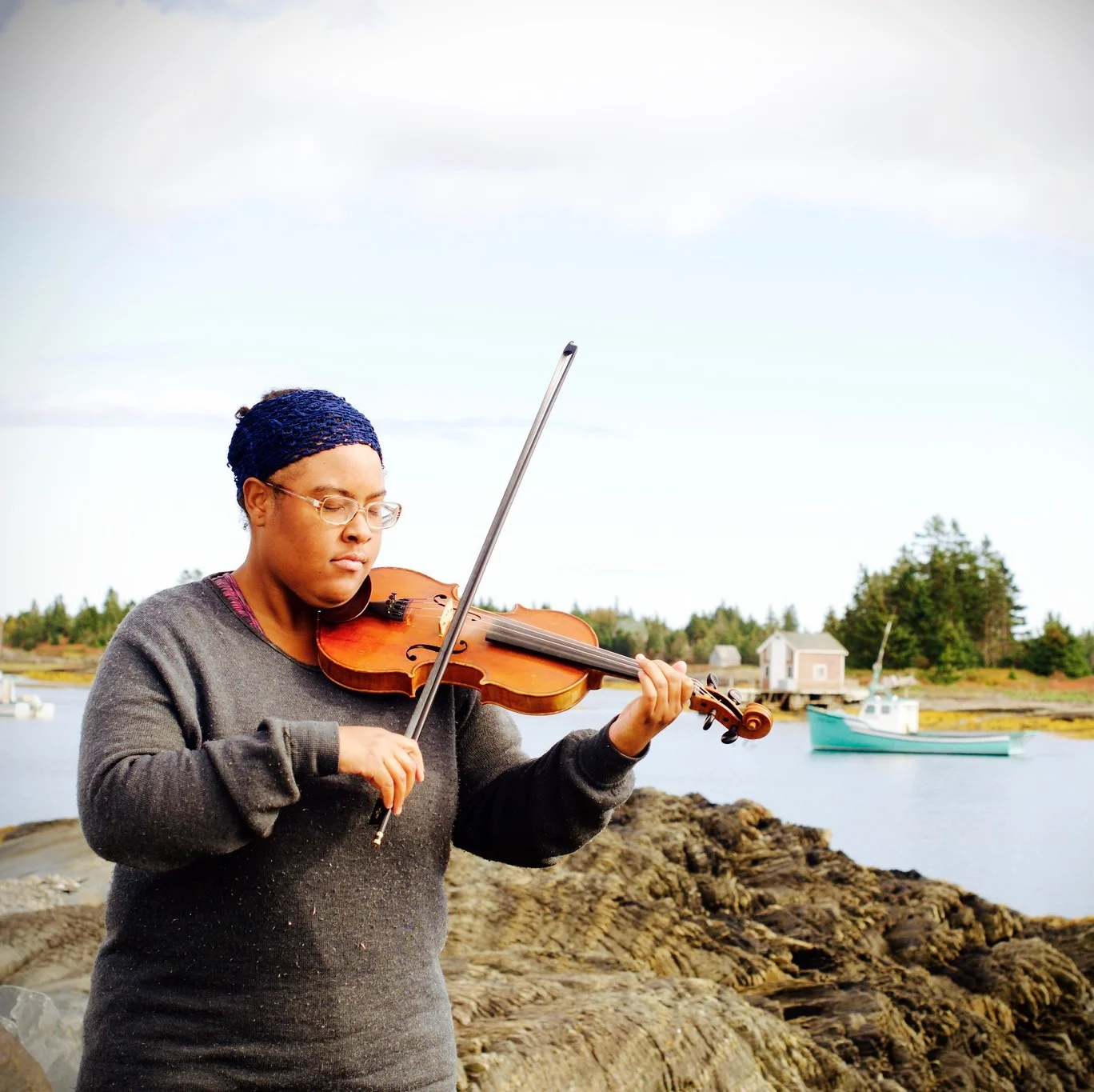 jasmine+reese+violin+bicycle+portrait.jpg