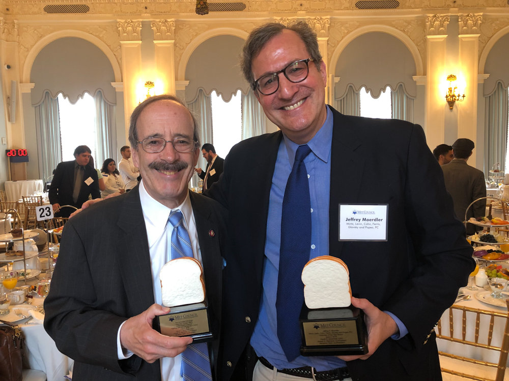 U.S. Rep. Eliot Engel, left, and Jeffrey Moerdler were recipients of awards from The Met Council on Jewish Poverty. Engel won the Fighting Hate and Anti-Semitism Award while Moerdler was named volunteer of the year. Courtesy of U.S. Rep. Eliot Engel