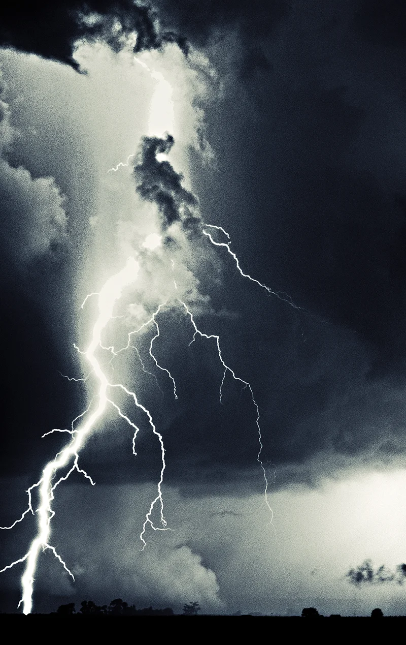 Lightning.jpg