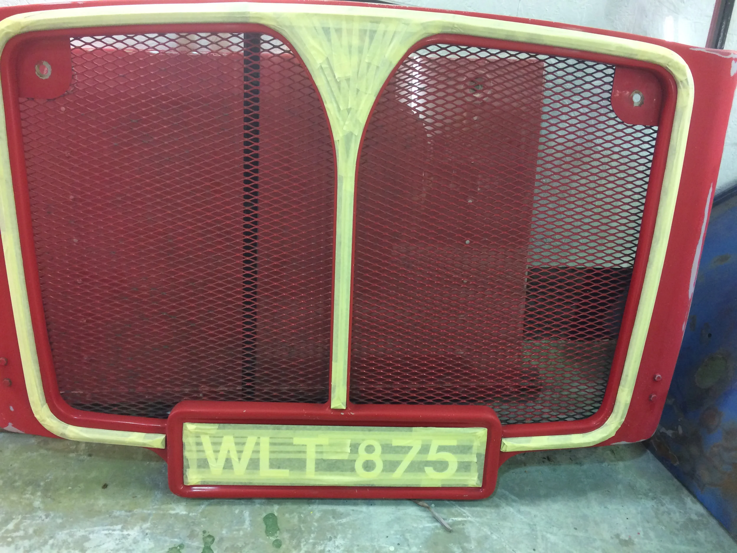 The Red Bus/reg.jpg
