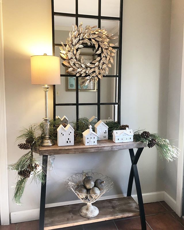 Who&rsquo;s ready to start decorating for the holidays? I am! But my husband thinks I&rsquo;m crazy&mdash; so to balance our desires I start with neutral, wintery decor and slowly add in the Christmas elements.