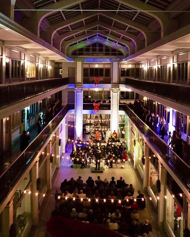 Thanks to the @govschool the Arcade looked festive and colorful on Sunday! Plus it sounded incredible...listen to a bit of the concert from our post a couple days back! #monticelloarcade #downtownnorfolk