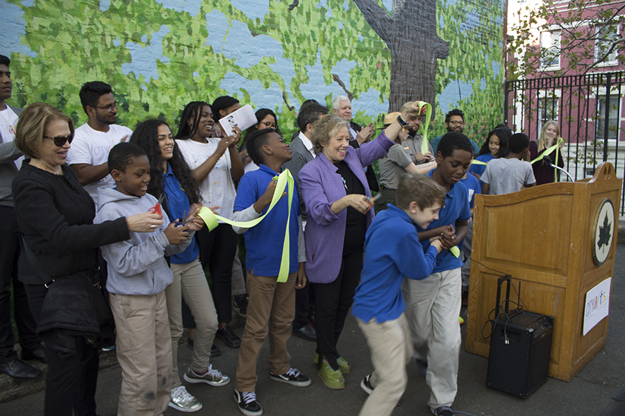 RibbonCutting1.JPG