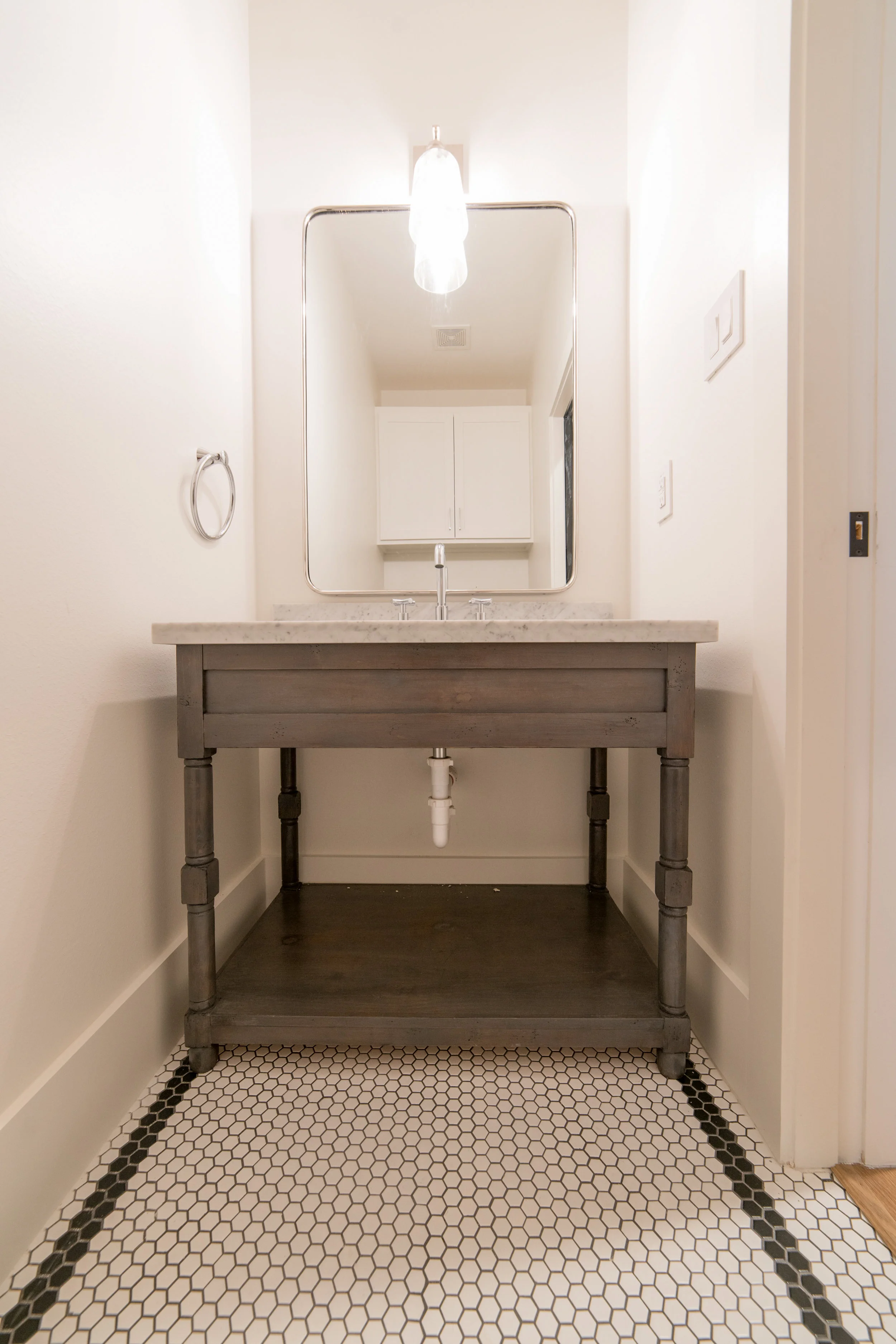 25 - Powder Bath.jpg
