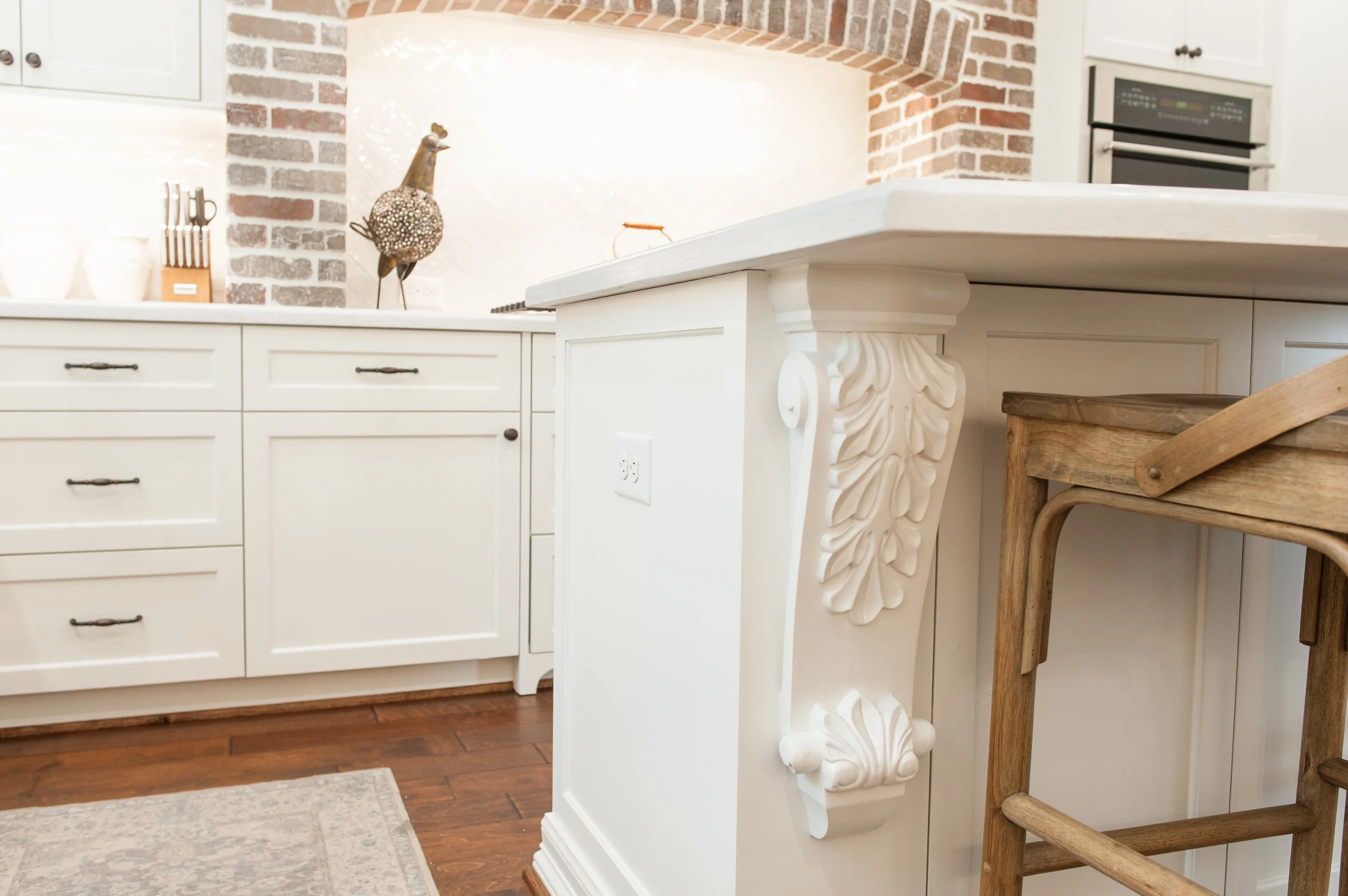 Farmhouse Kitchen Remodel by CRAFTED Custom Homes + Renovations project photo 3