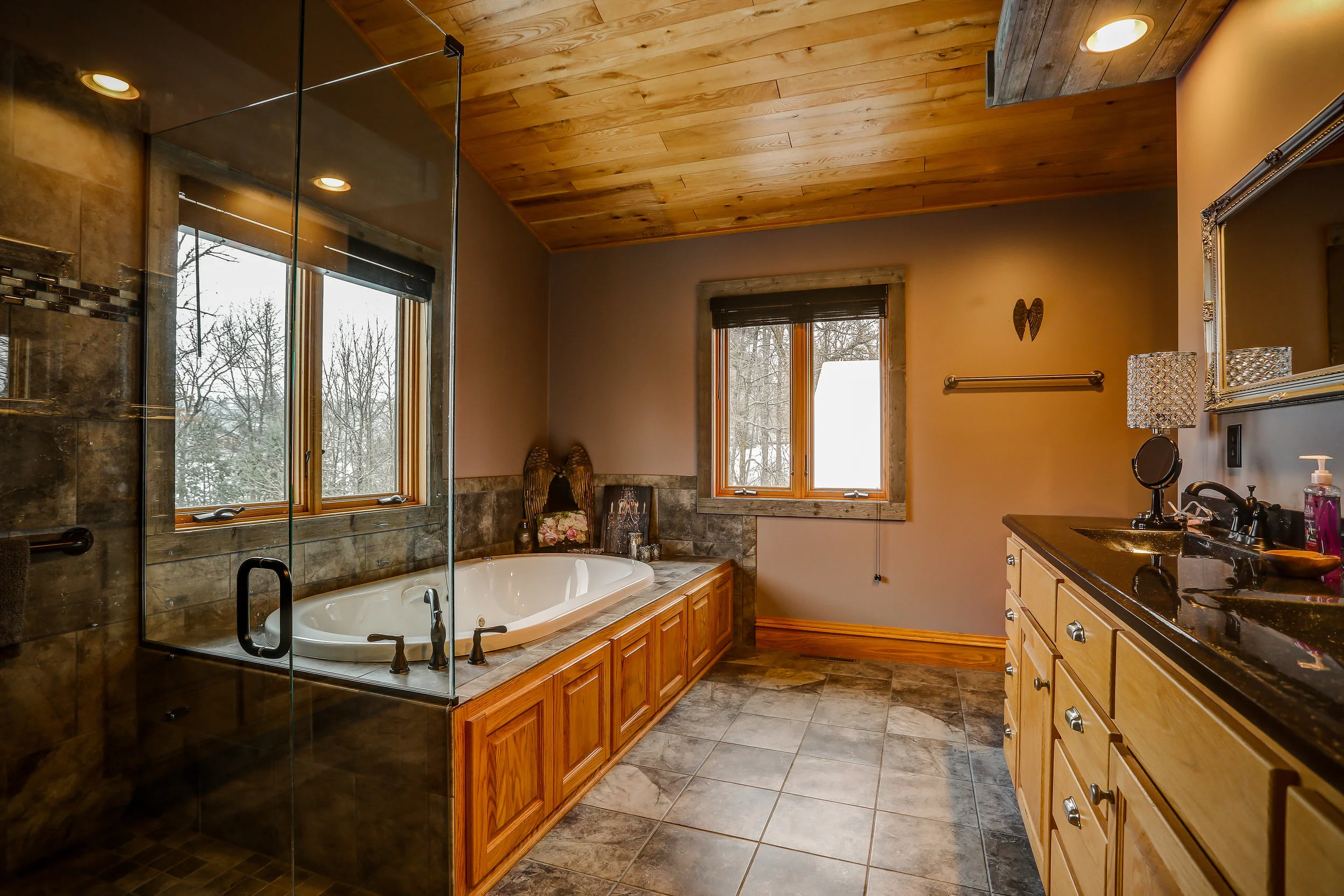 Upstairs-master-bath.jpg