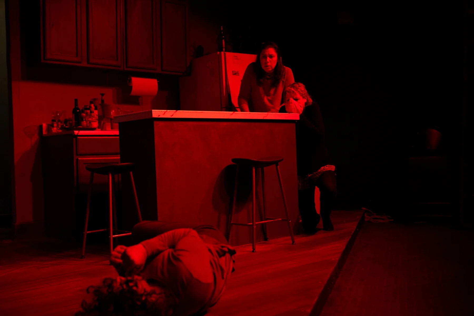 Angela, Marnie & Bets, flashback