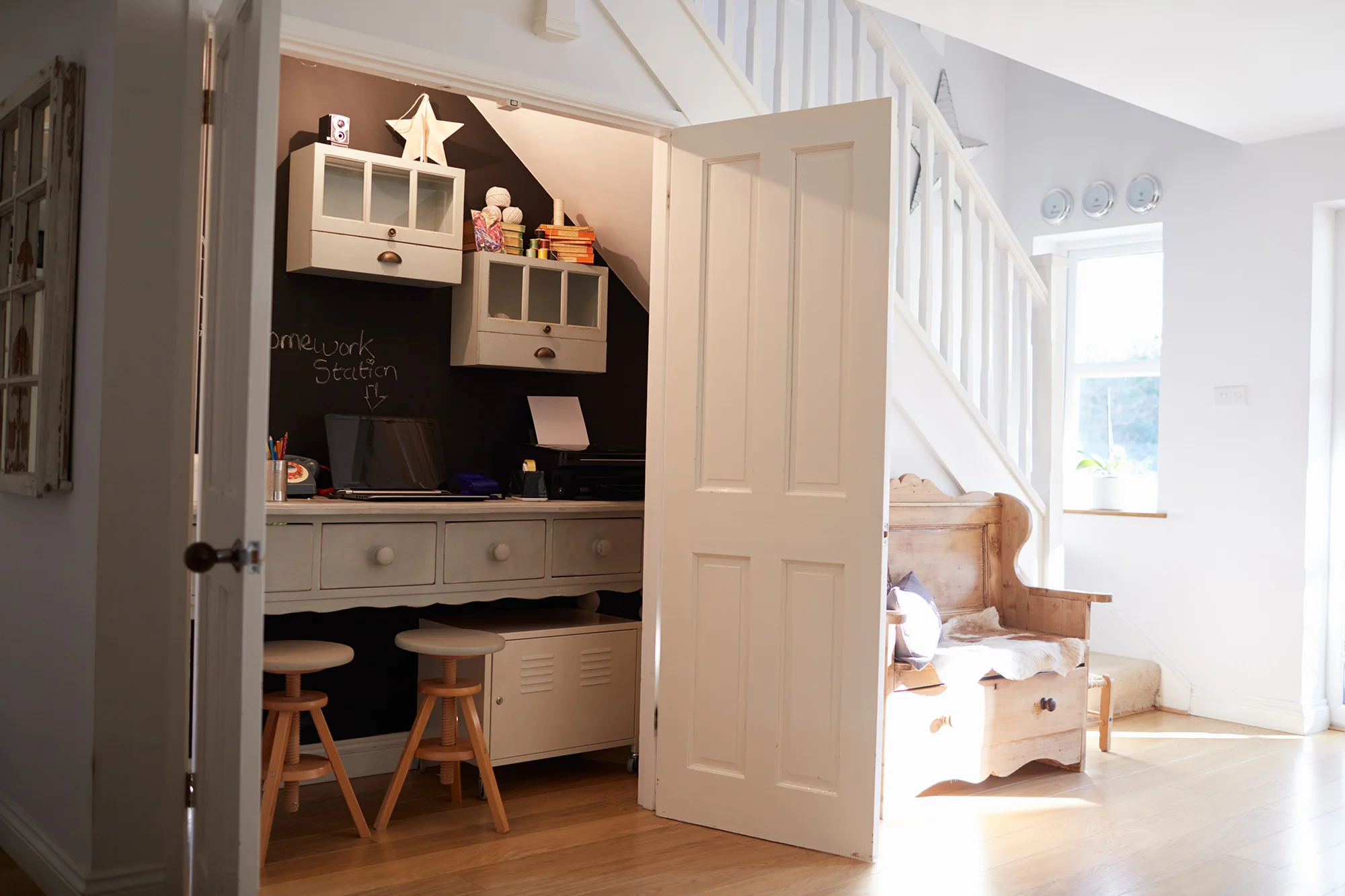 ashdowne-living-furniture-design-4.jpg