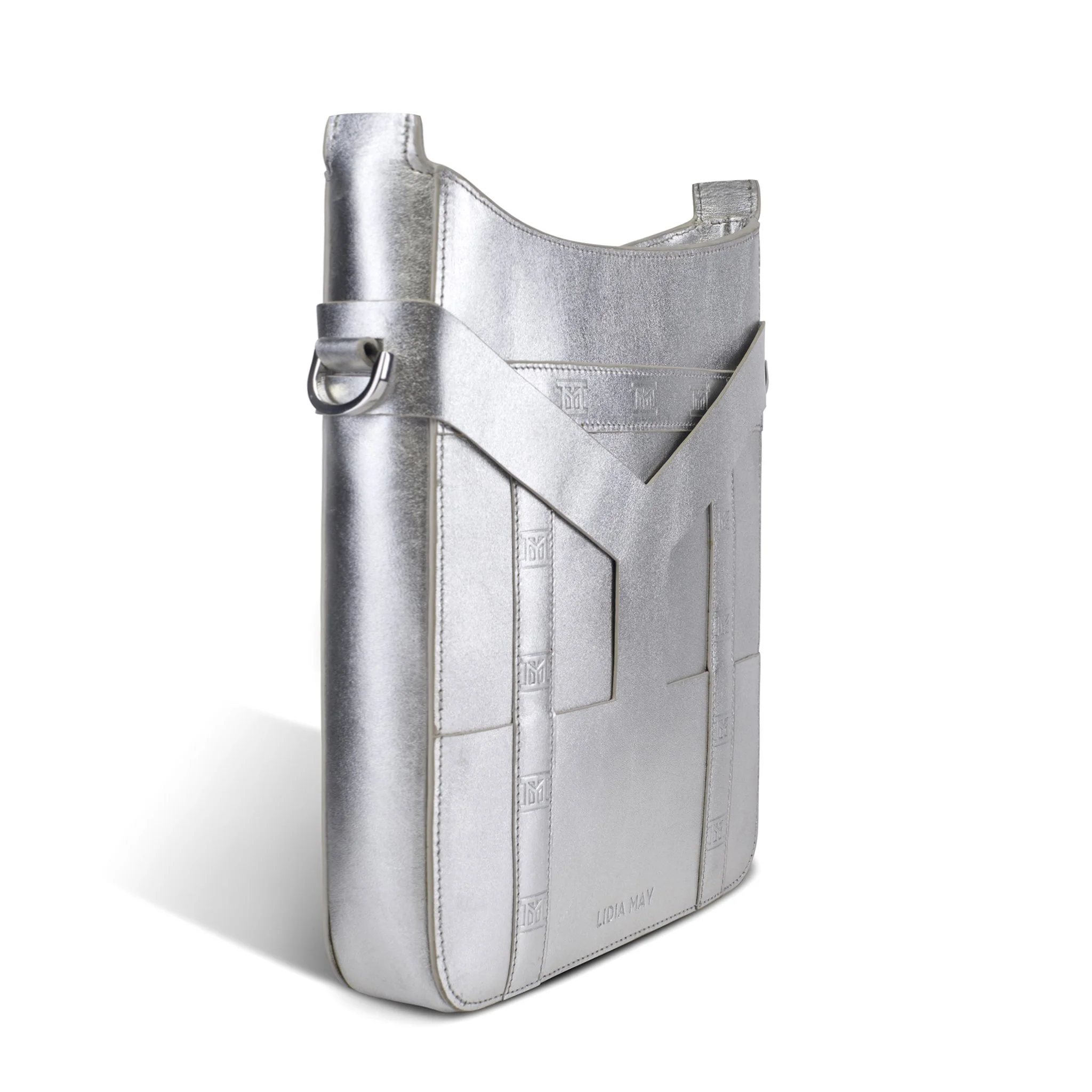 09 CROSSBODY BAG-Lidia May-Closeup-Silver_DreamstudioNYC.jpg