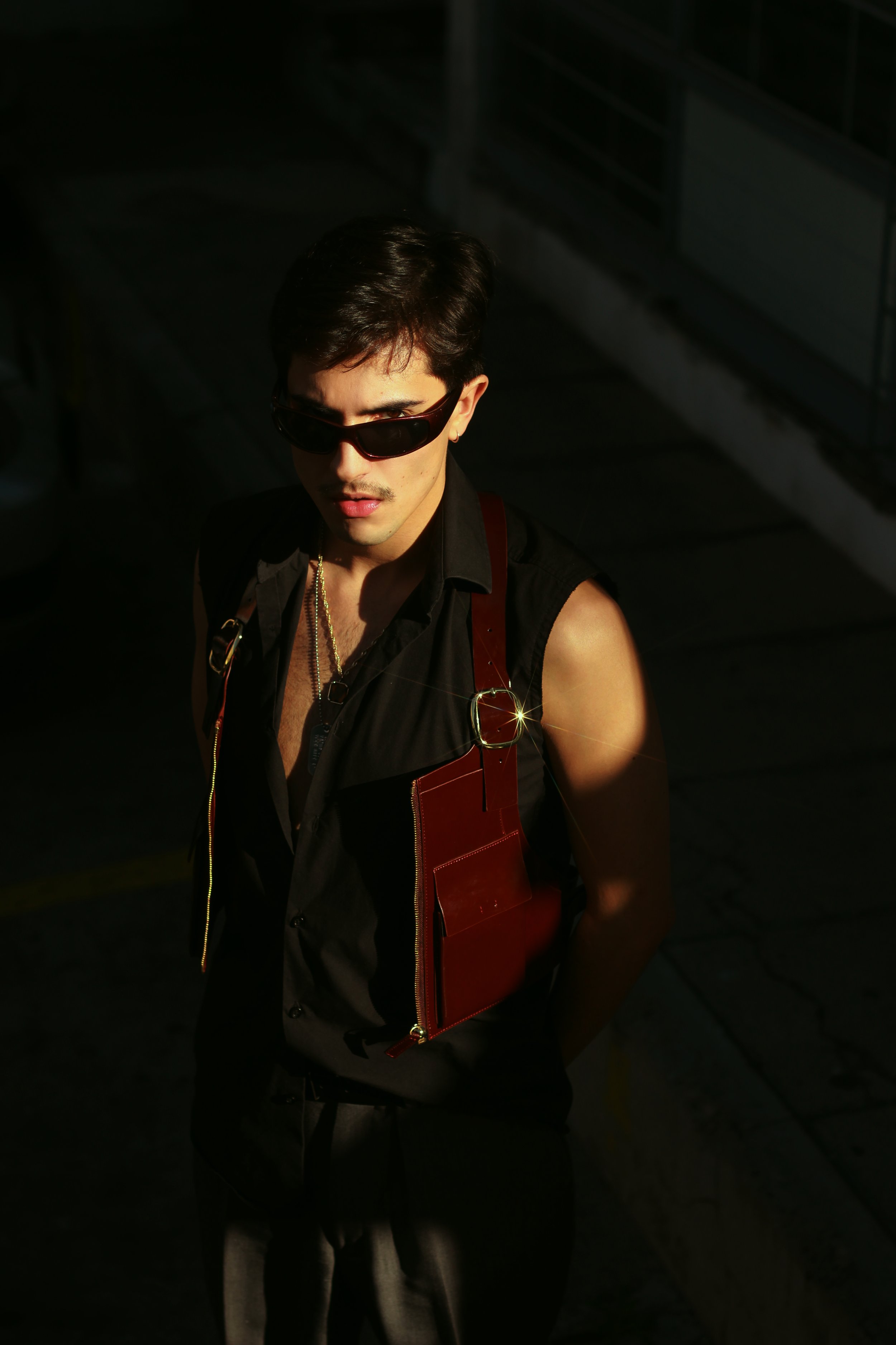 Minimalist frontpack vest