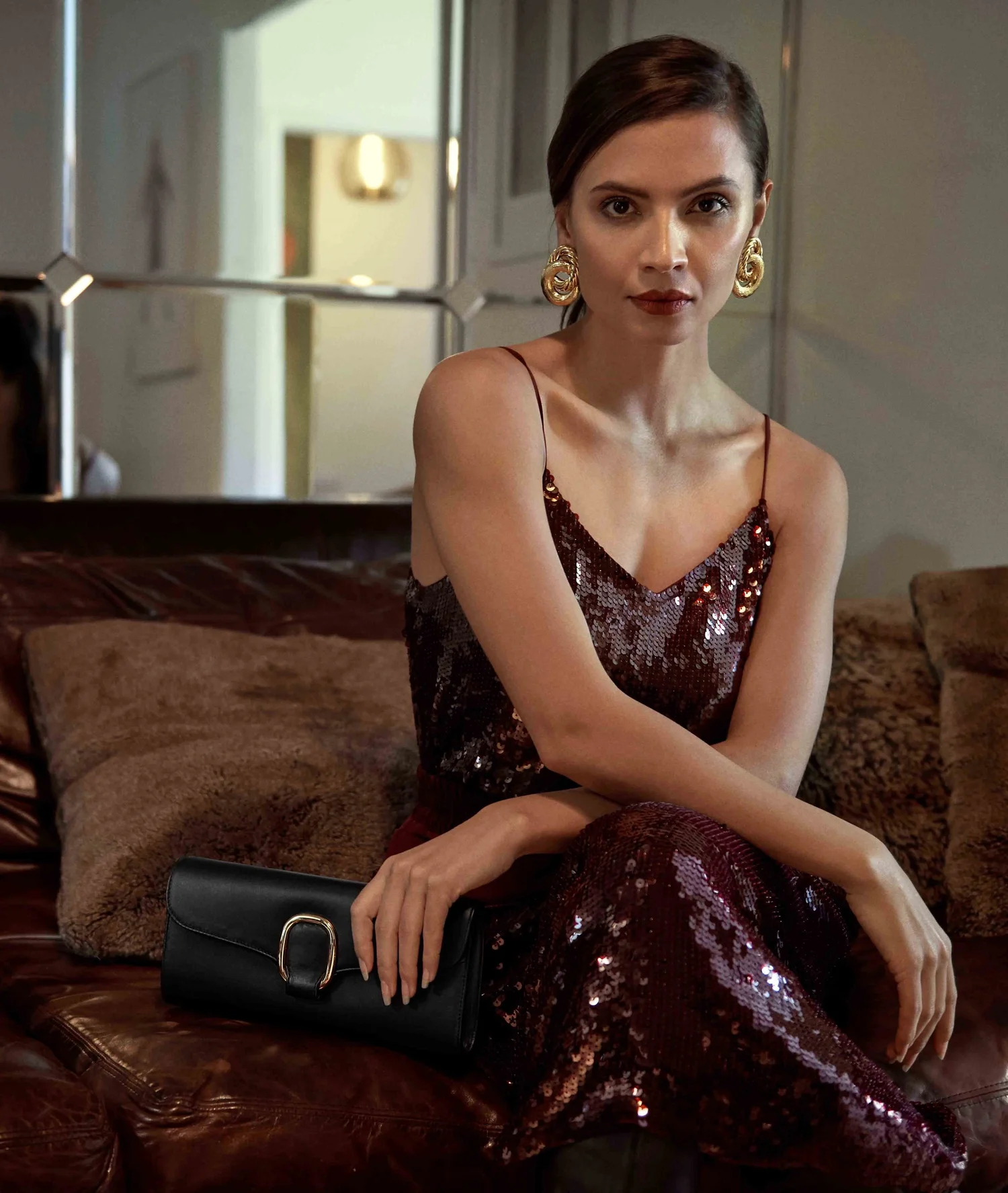 Handcrafted elegant classic Clutch gold hardware in Smooth Leather Lidia May | Ethical Luxury Leather Goods Handcrafted elegant classic Clutch gold hardware in Smooth Leather Lidia May | Ethical Luxury Leather Goods