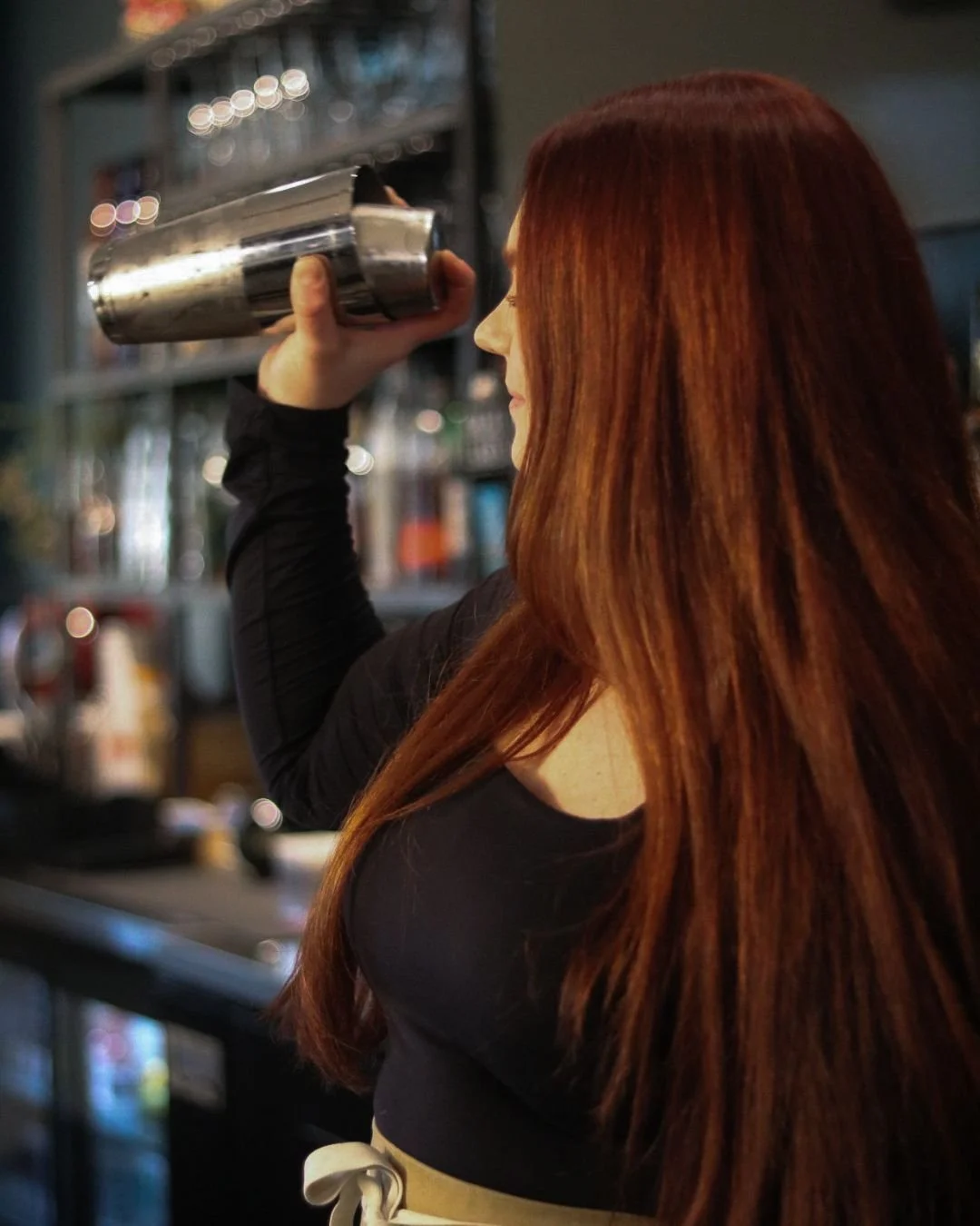 Happiest happy hour in all of CLE 🍸✨
Cocktails shaking, vibes high.
Cocktail hour Monday&ndash;Thursday, 4&ndash;6pm at the bar and in the dining room.