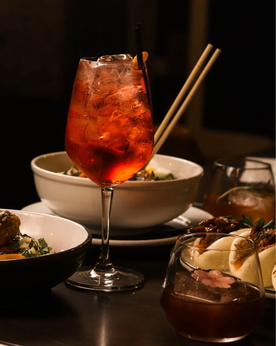 Cheers to Happy Hour! 🍸✨
Join us Monday&ndash;Thursday from 4pm&ndash;6pm for great drinks, good company, and the perfect way to unwind after the day. Whether you're stopping in for a quick cocktail or settling in for the evening, we&rsquo;ve got yo