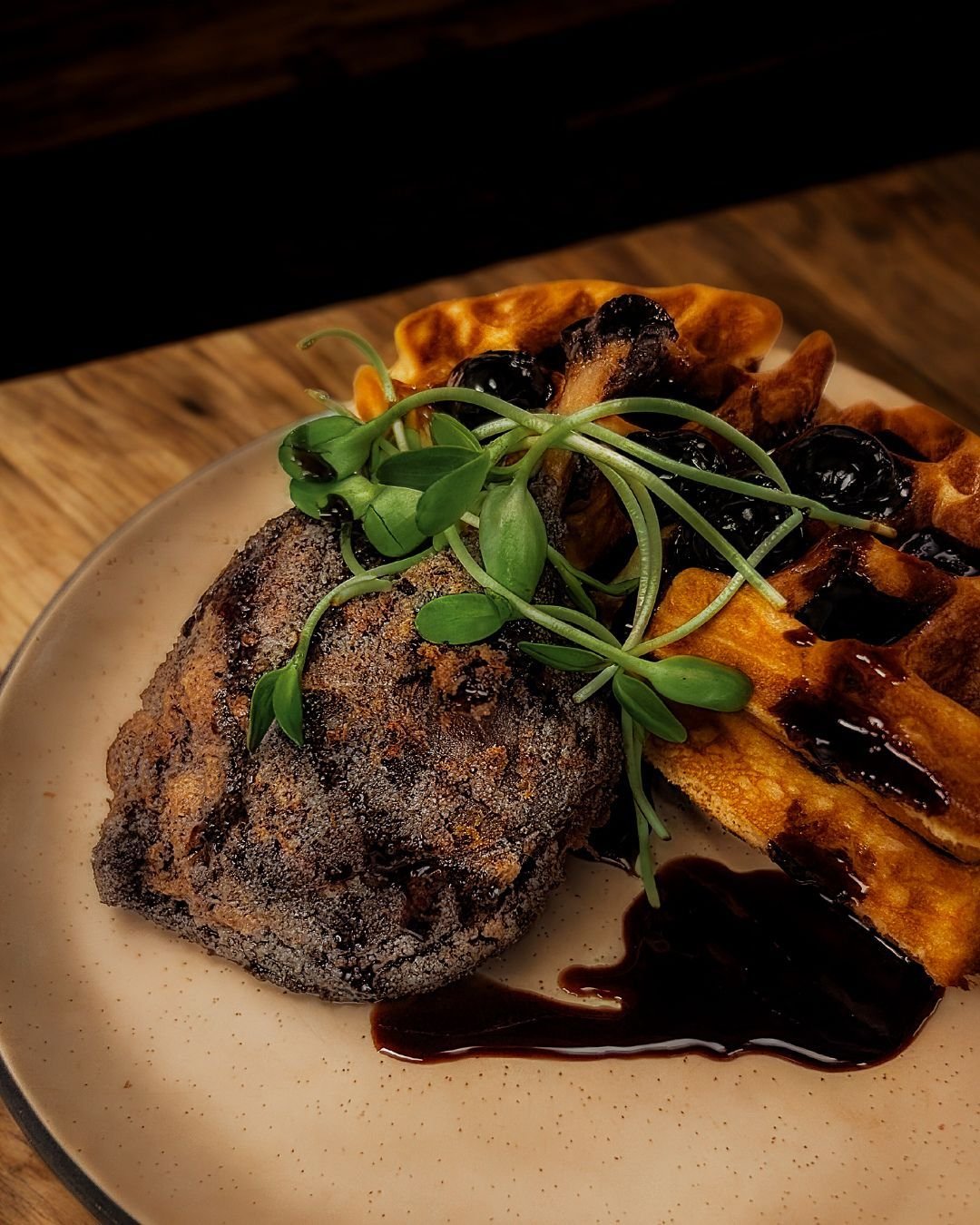 Just a reminder that tomorrow is our monthly brunch! 🥂
Join us for great food, cocktails, and a relaxed way to spend your Sunday morning. Reservations are recommended!

🔗 Link in bio