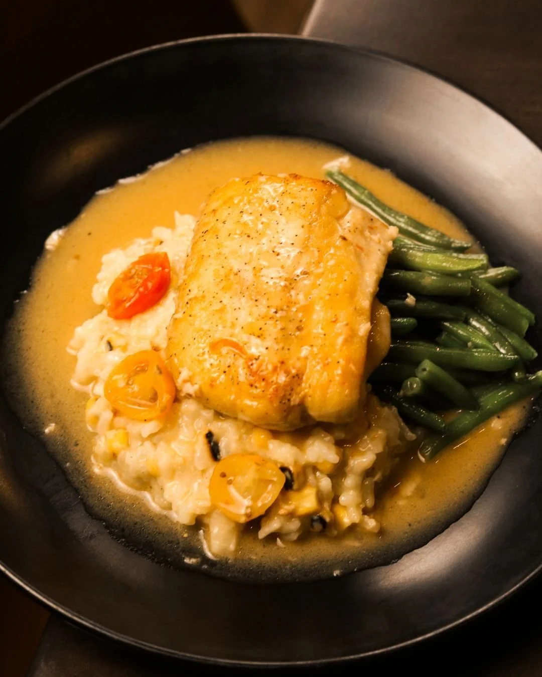 Need a break from all the Easter prep? 🐣
Let us take dinner off your plate tonight&hellip; (and put it right back on 😉)
Come relax, grab a drink, and enjoy a night out at Gather 🍽️✨
You handle the holiday&mdash;we&rsquo;ll handle dinner 🙌