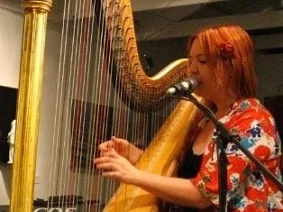 Porch Concert & HarpStream for Christmas Eve