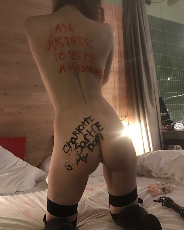 Had the absolute pleasure of breaking in this lovely lil German sub and introducing her to corporal + being collared in public. Had some fun at my hotel before scribbling some stuff on her body with lipstick and taking her to Kit Kat on a leash and c