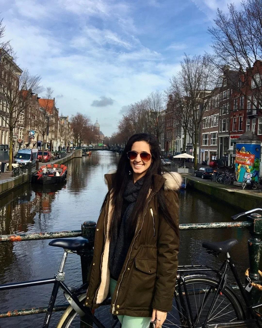 Amsterdam in a nutshell: canals, bikes, and endless charm!✨

From wandering picture-perfect streets and cruising the canals to getting lost in the Van Gogh Museum, this city is a mix of history, art, and effortless cool. We even explored a historic D