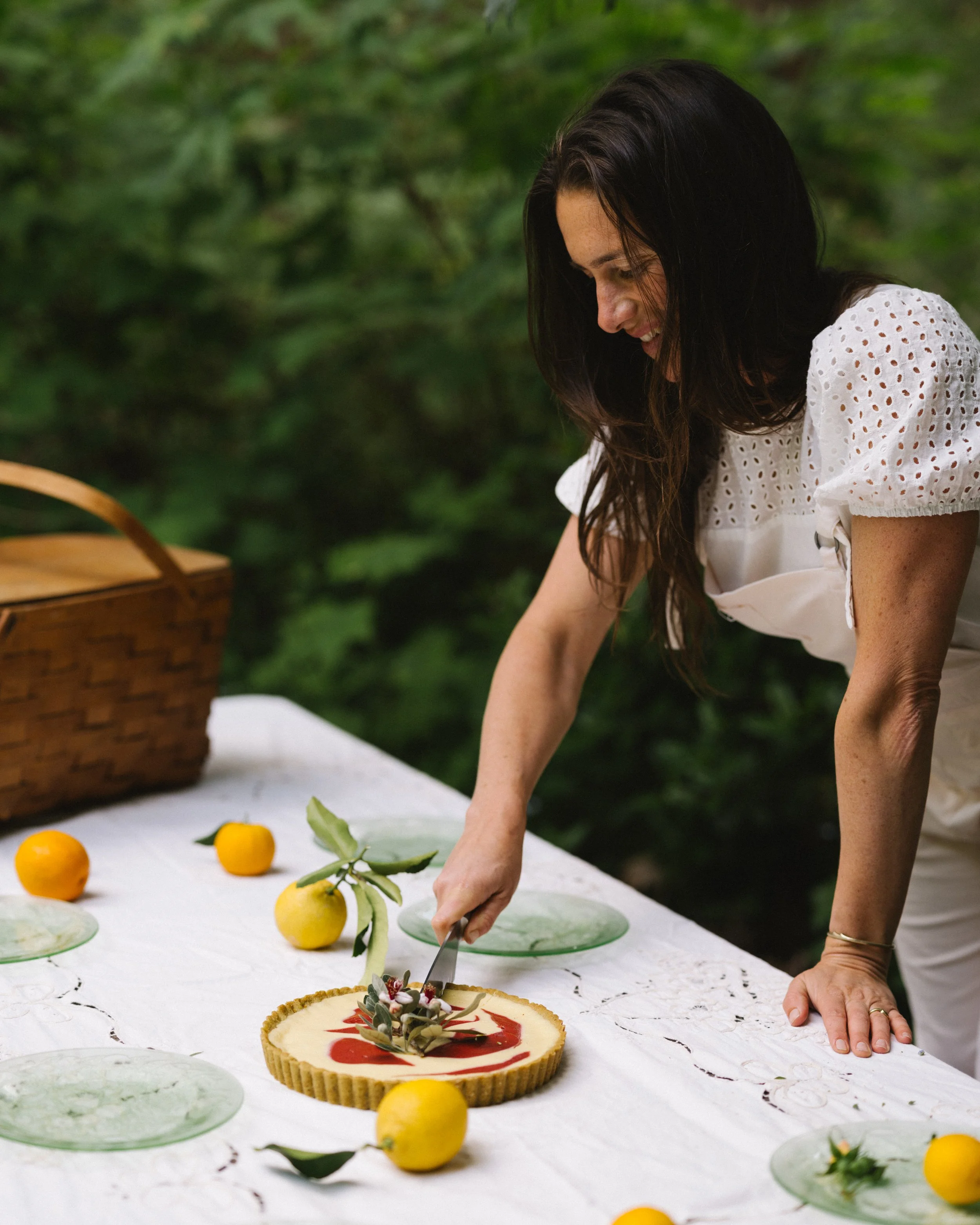 Emily_Foraging -150.jpg