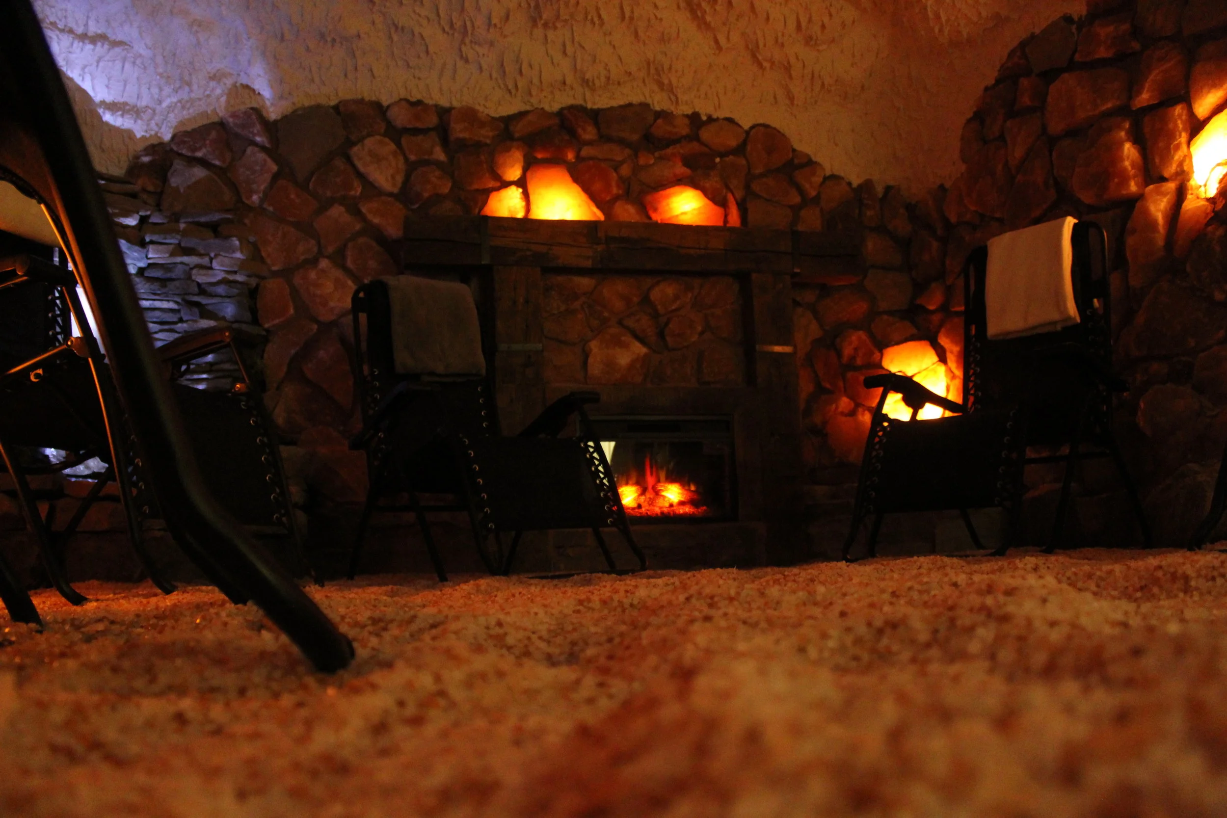 Aromatic Salt Cave Meditation Mini Retreat