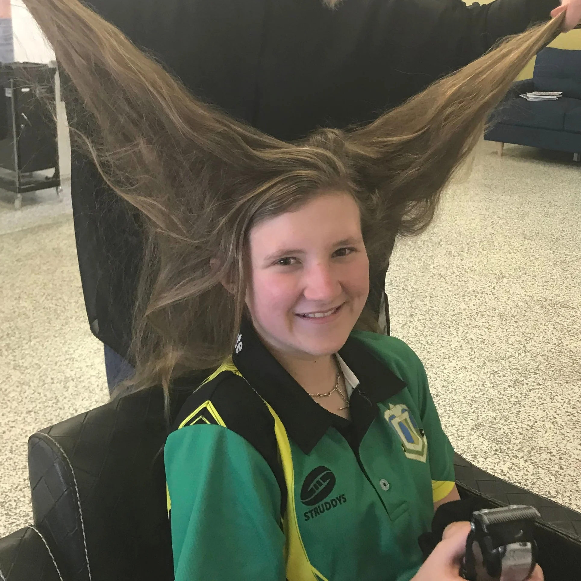Biloela student shaves her head for cancer research in honour of lost family friend