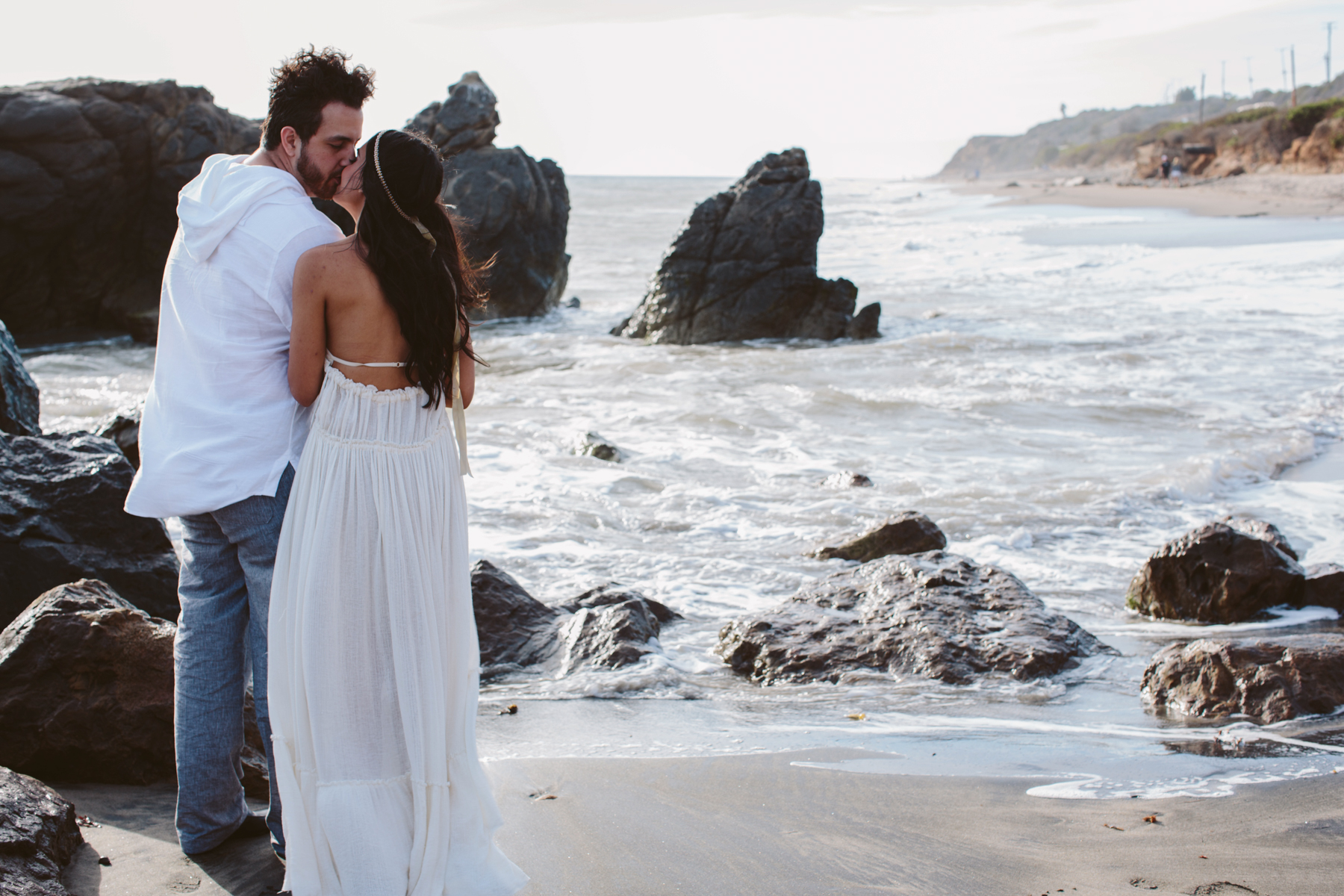 emotive_malibu_enagagement_session-9.jpg
