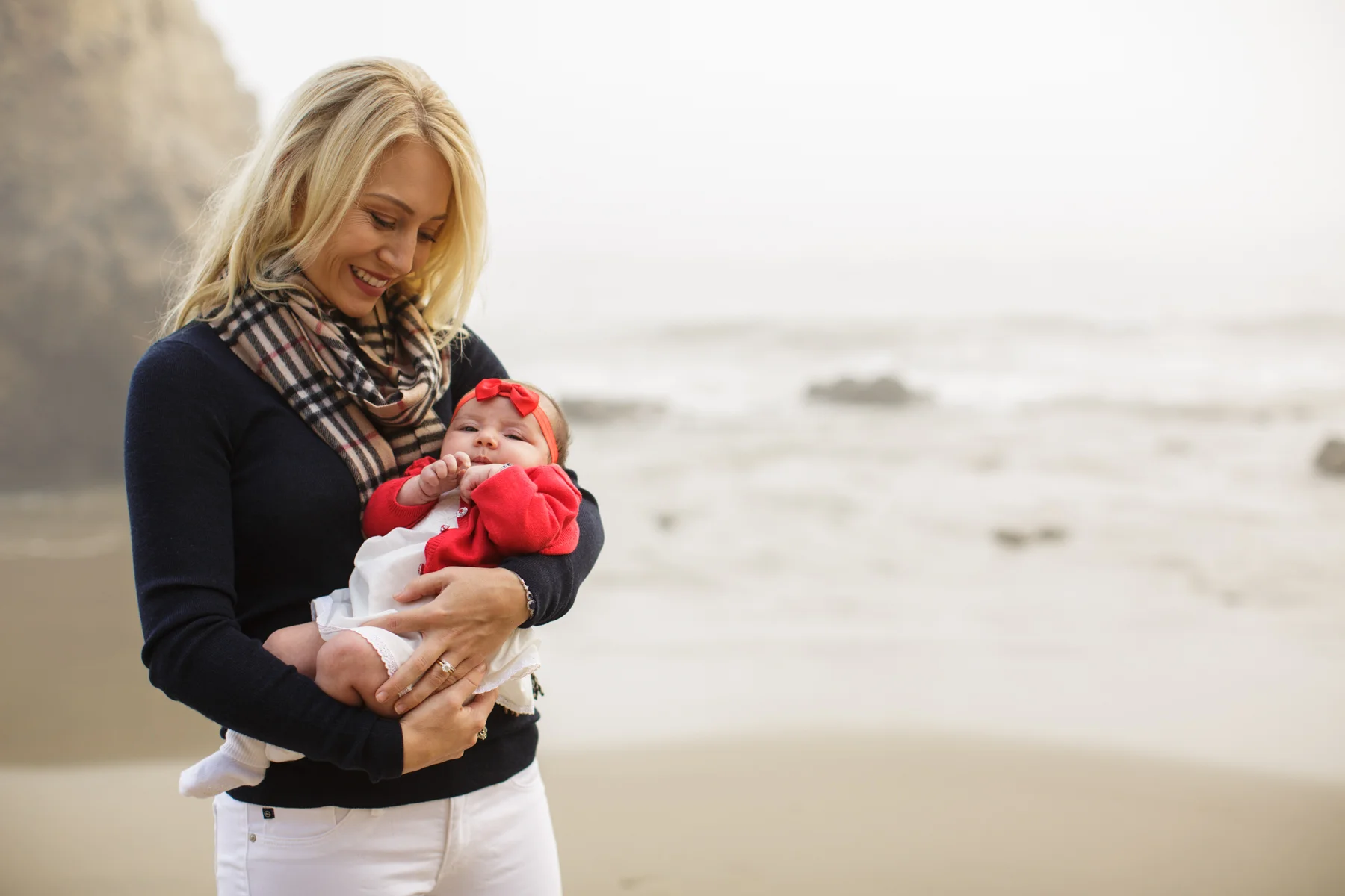 moody_malibu_family_portraits-7.jpg