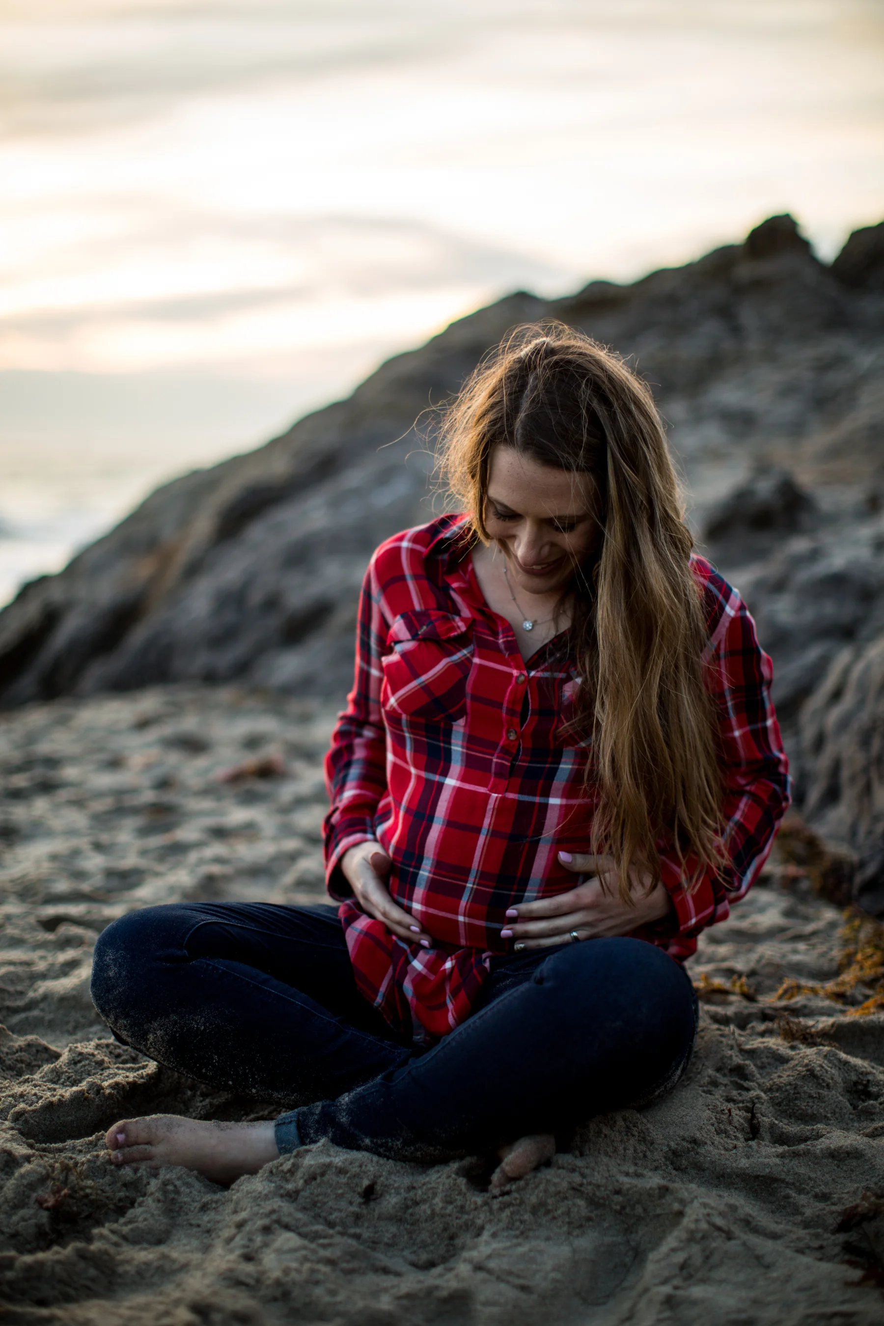 moody_malibu_maternity_session-20.jpg