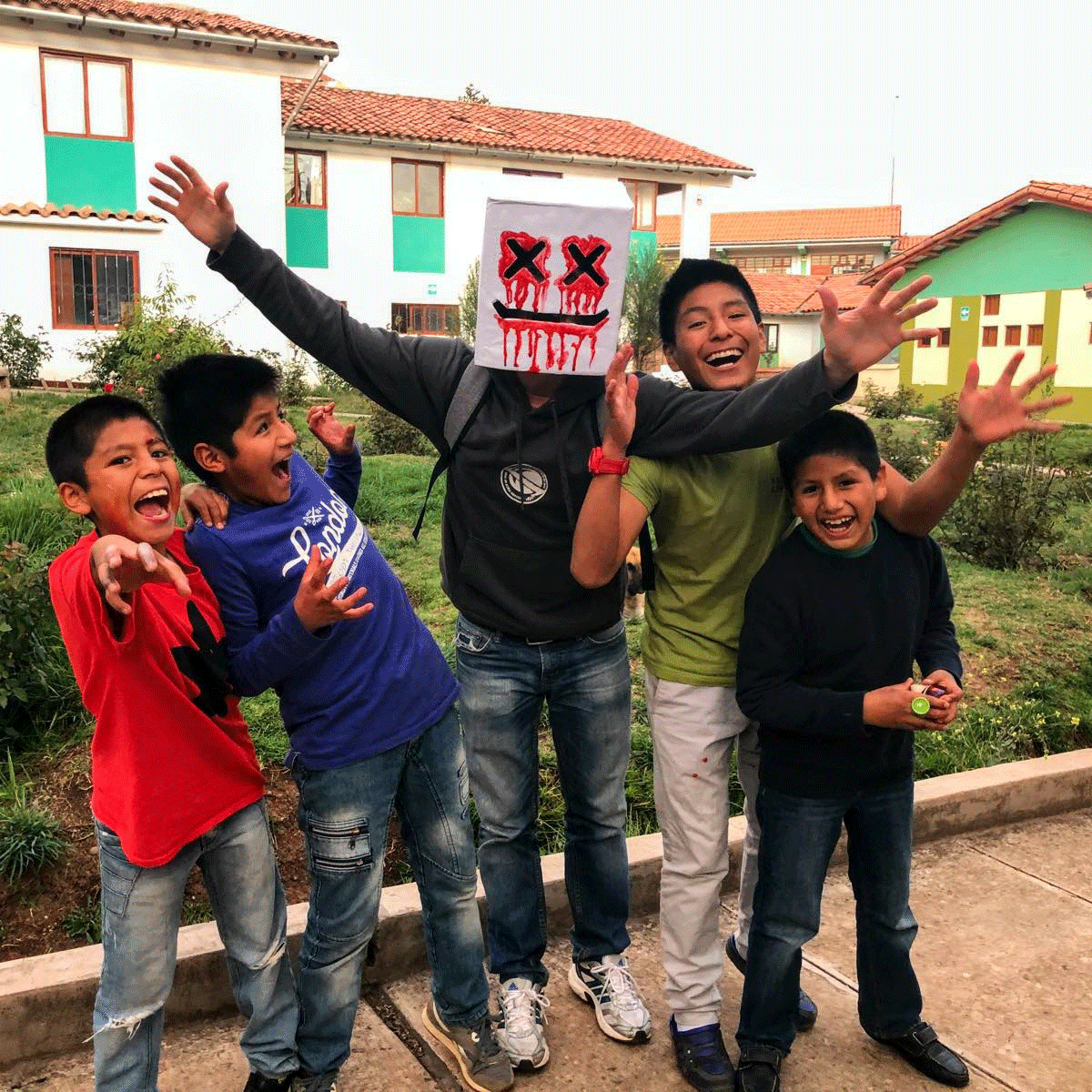 Contacta-al-voluntariado-en-Peru.png