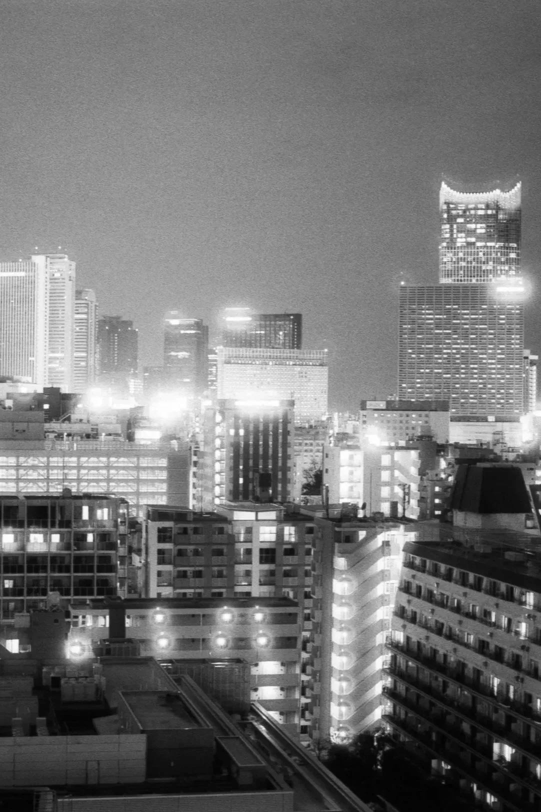Shinjuku night, March 14 2026 (Canon FBt, Kentmere 200)