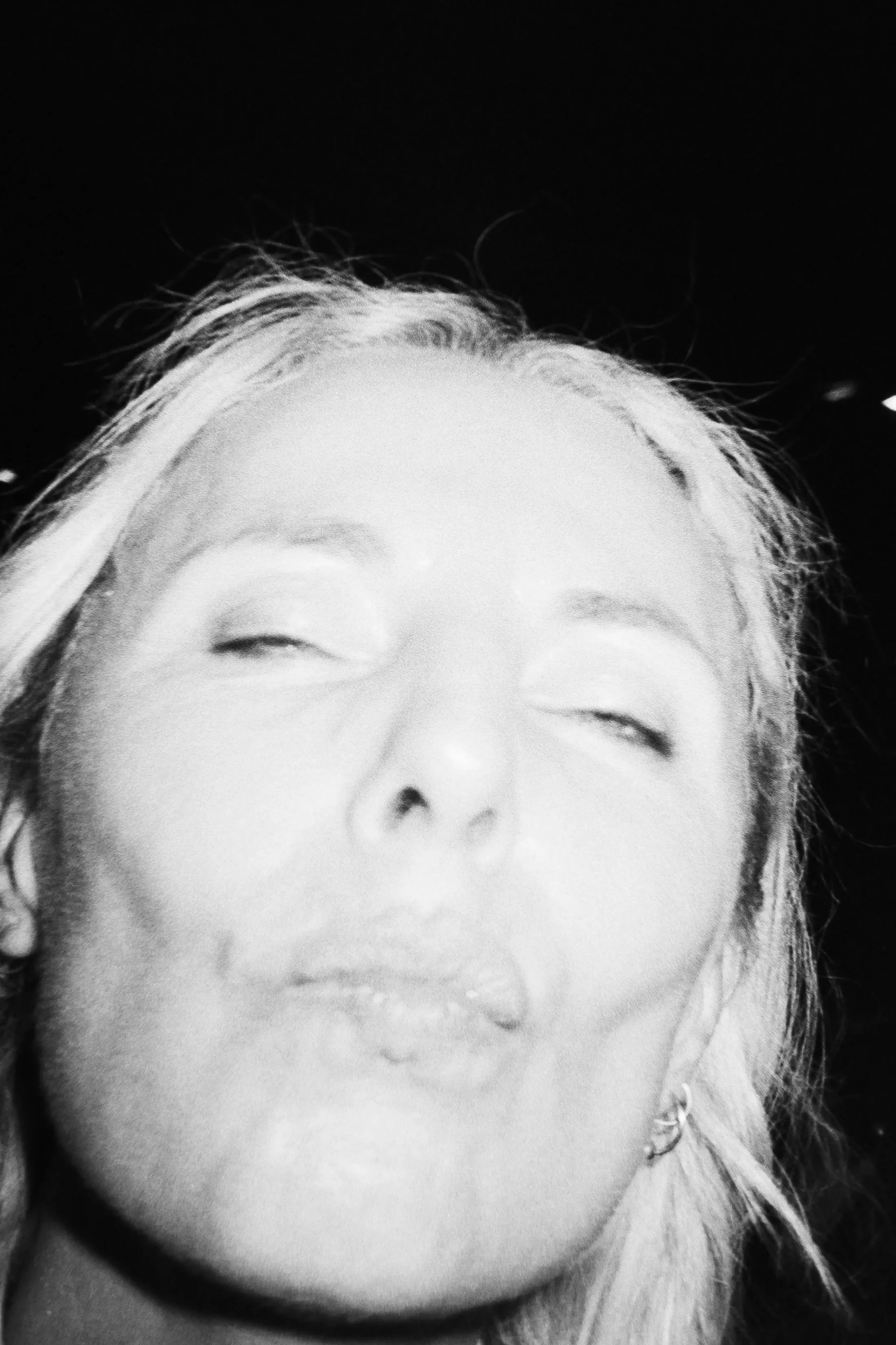 A kiss from Linda, May 29 2026 (Canon A35F, Kentmere 200)