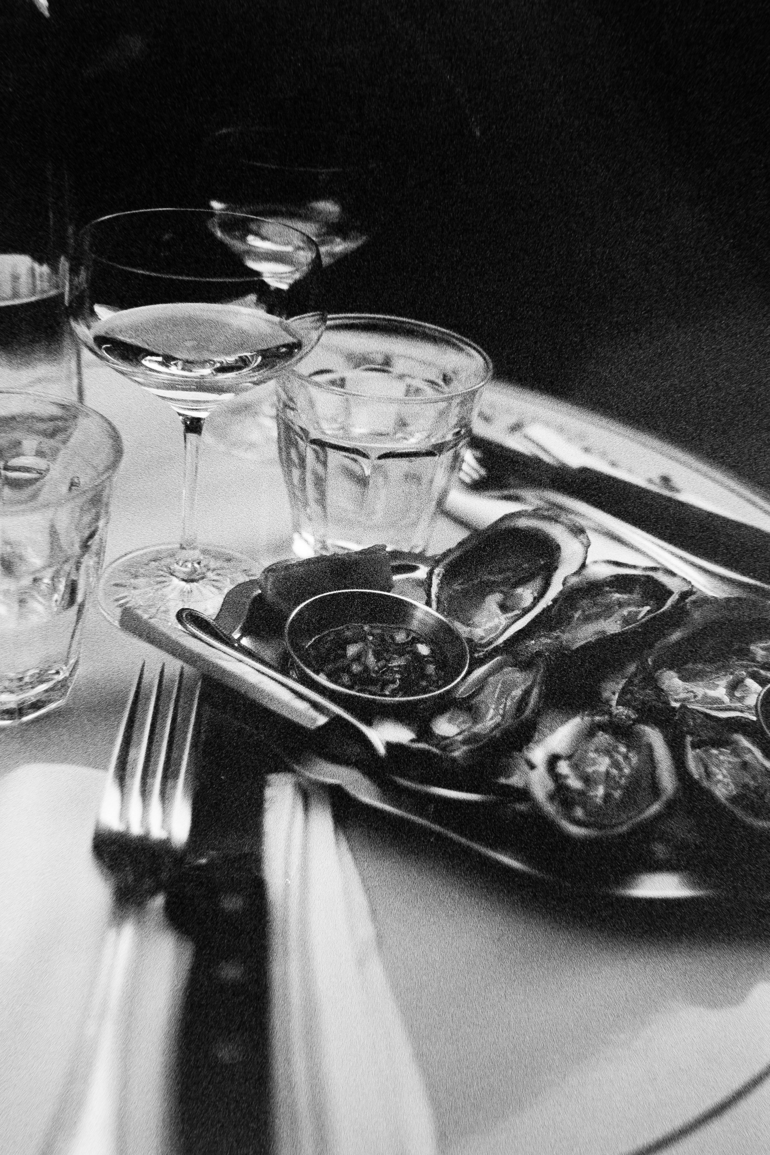 Huîtres n°4, May 12 2026 (Canon FTb, Foma Ortho 400)