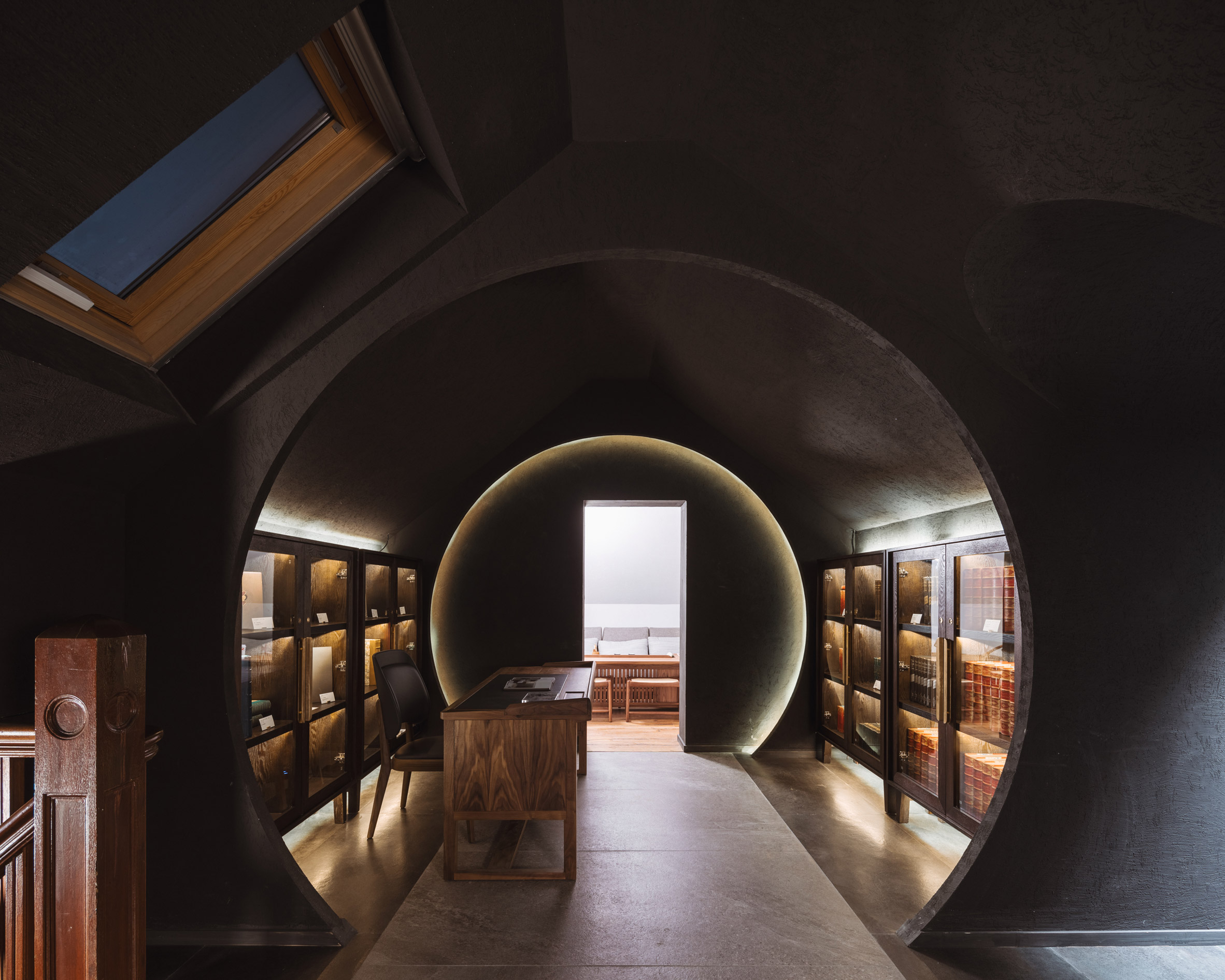 shanghai-sanctum-wutopia-labs-bookshop-interiors_dezeen_2364_col_28.jpg