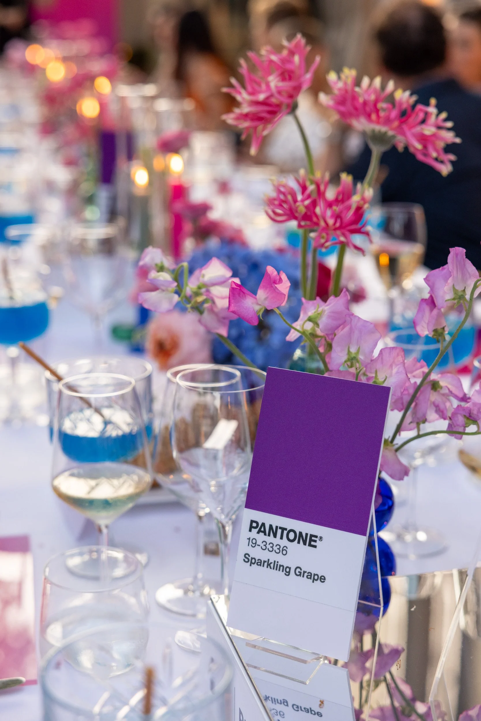 Pantone x Motorola 2503 2.jpg