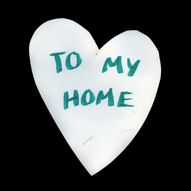 Miiapaperheart_home20231031_0053_150.5.jpg