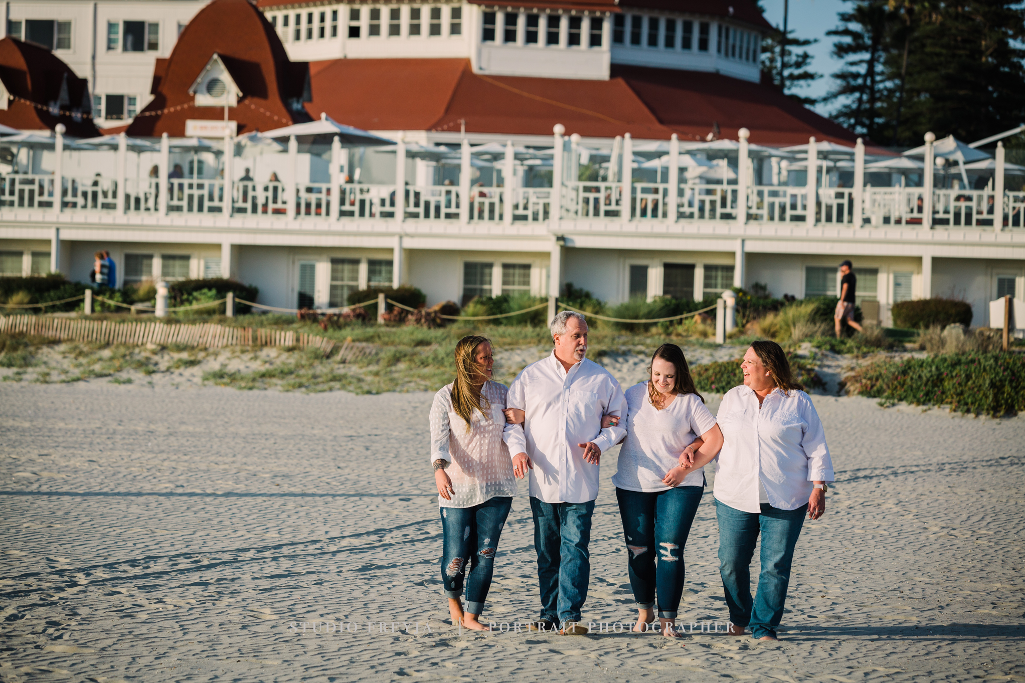 Hotel Del Coronado Beach Family Pictures