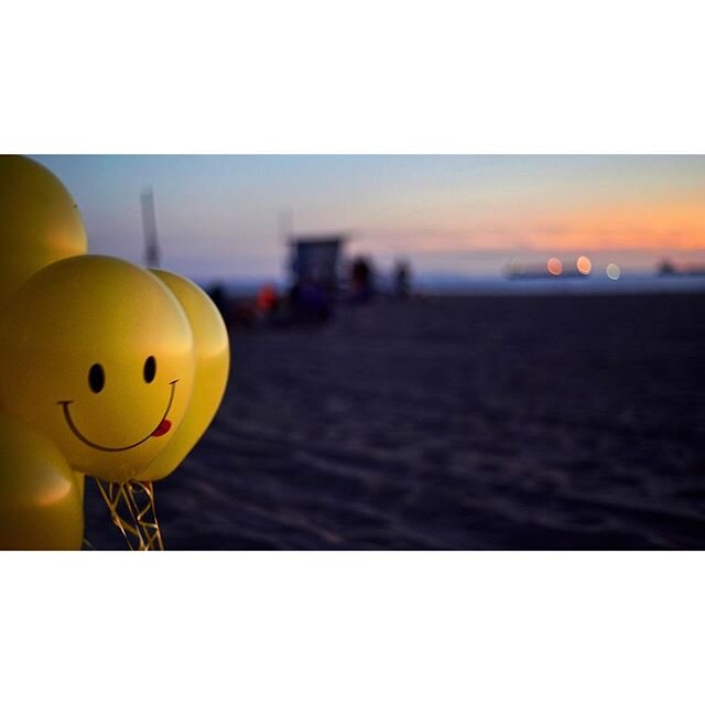 Happy Faces.
.
January 2020
Dockweiler Beach, CA.