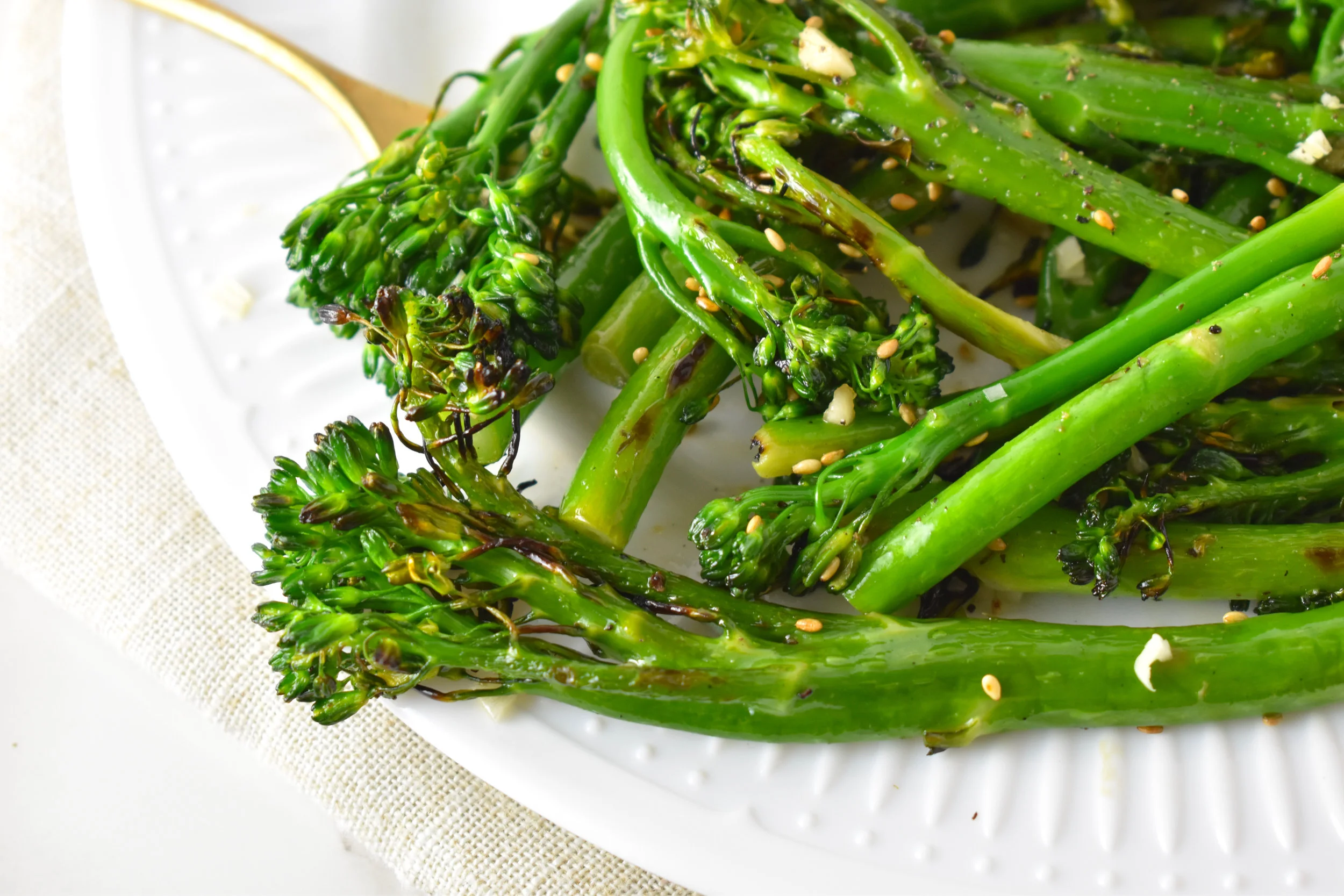 Farmer's Market Friday : Grilled Sesame Garlic Broccolini