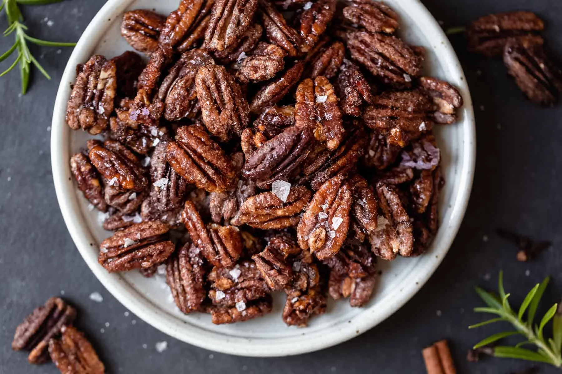 HOLIDAY-SPICED-PECANS-7.jpg