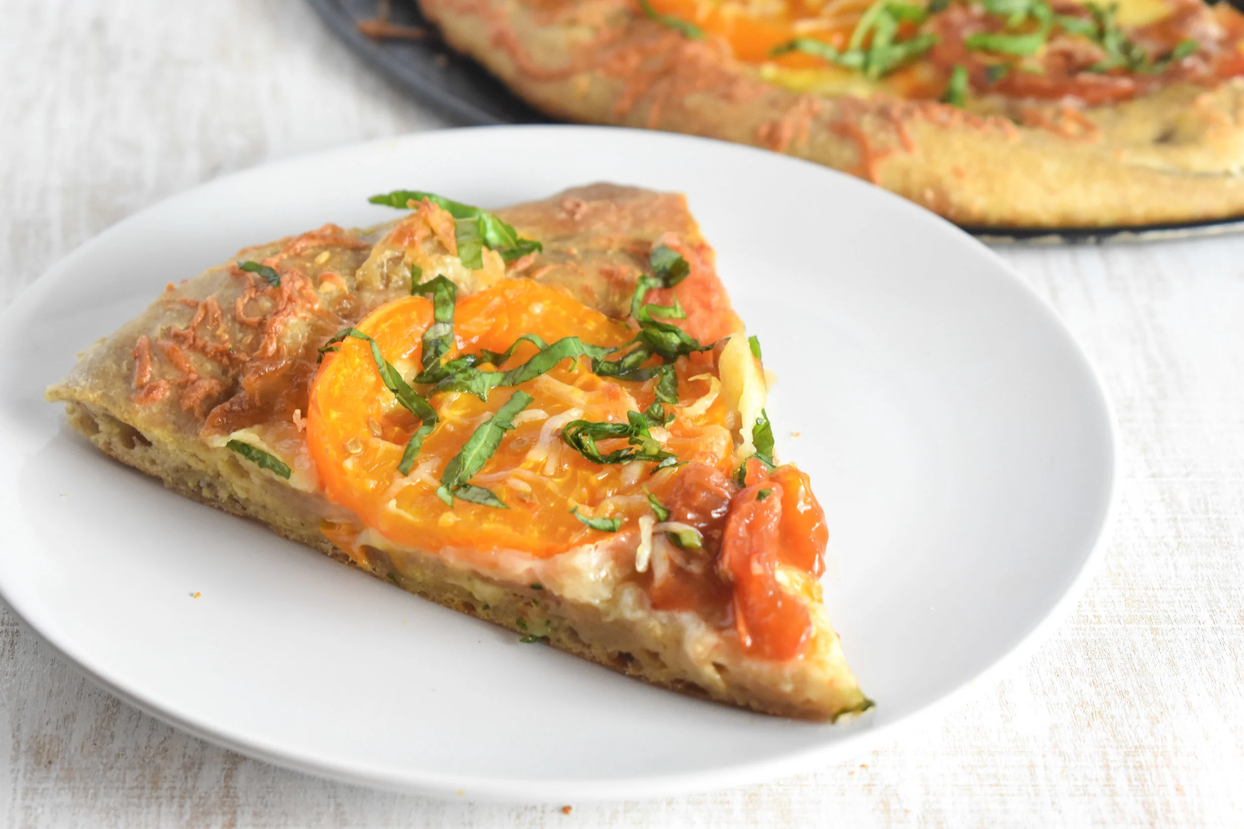 Roasted Garlic Heirloom Tomato Pizza