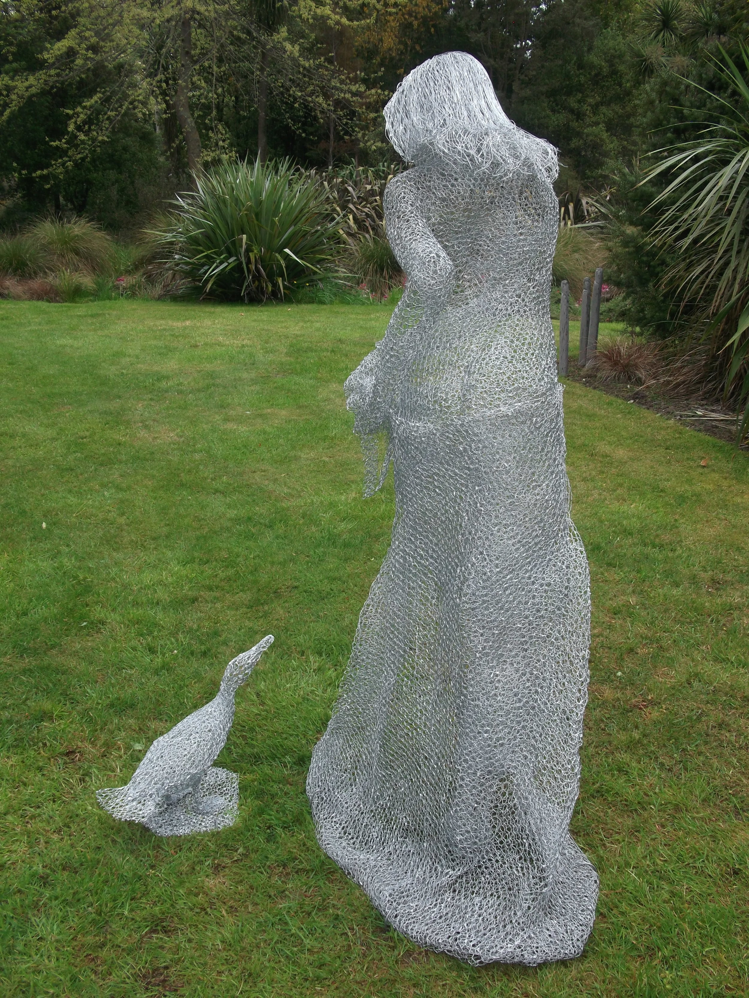 Mademoiselle avec Canard - $3,500