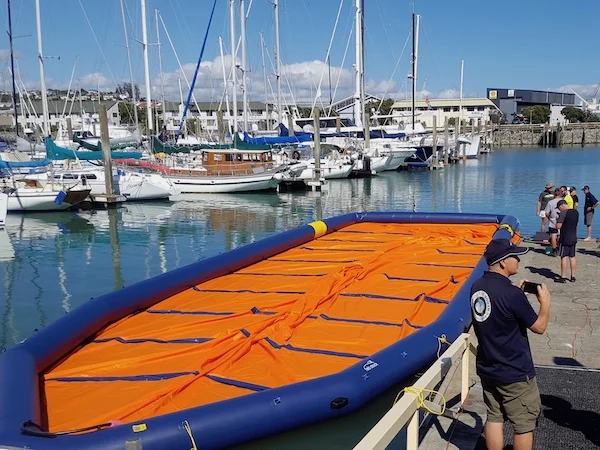 Fab floating dock