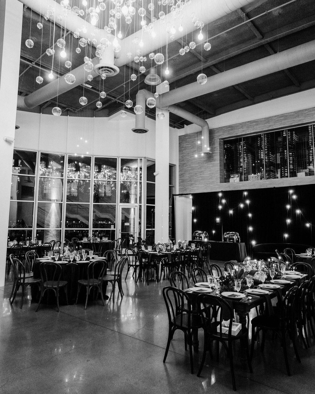 Designing with Sean+In was SO much fun, but started off as quite a challenge. They both wanted different things out of a venue - one leaned towards the great outdoors, the other towards sleek and modern - and the assignment was to marry the two ideas