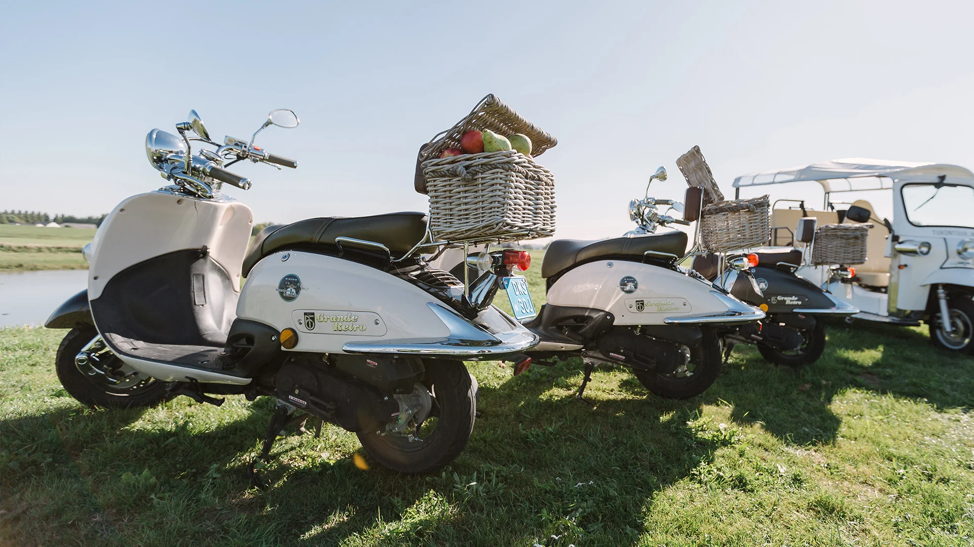 Scooters — Molen de Zwaluw