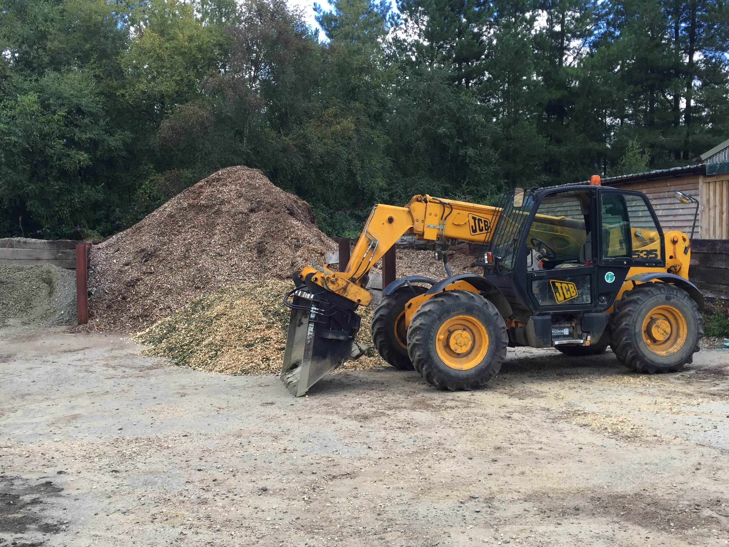 bulk bags and loose aggregates.JPG
