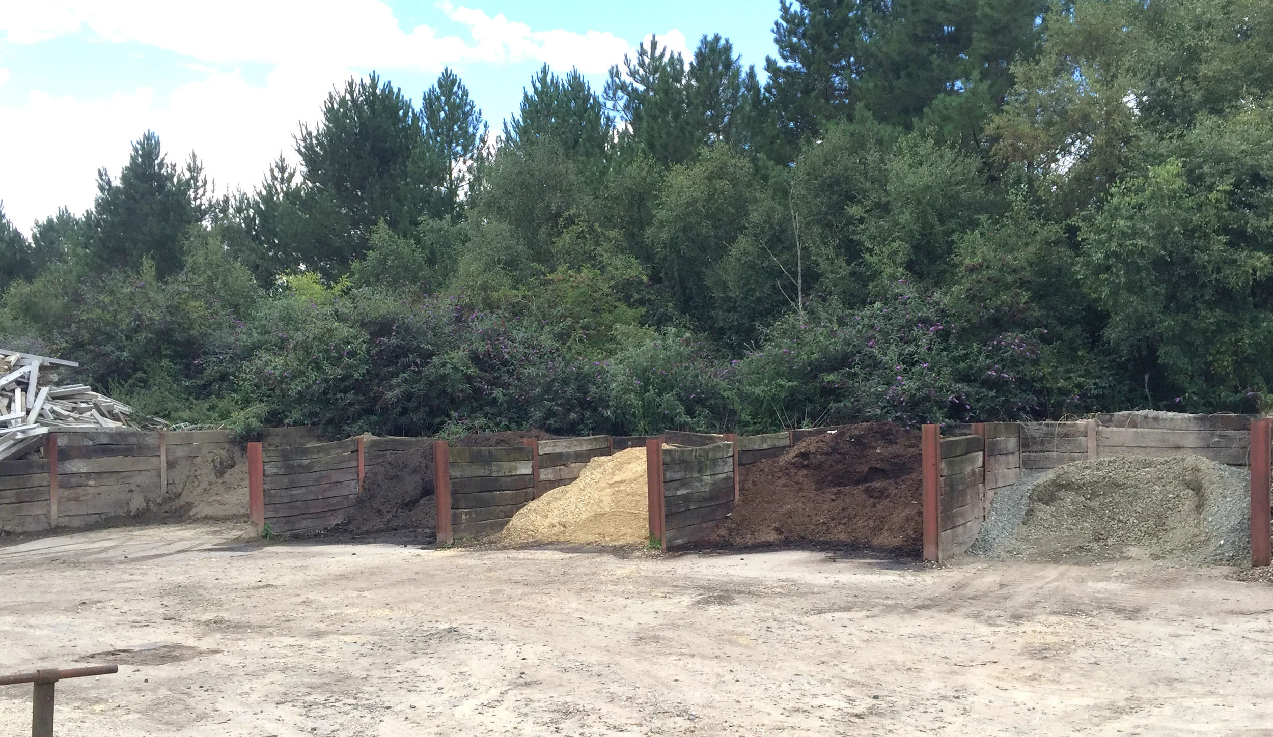 horsham-fencing-loose-products.jpg