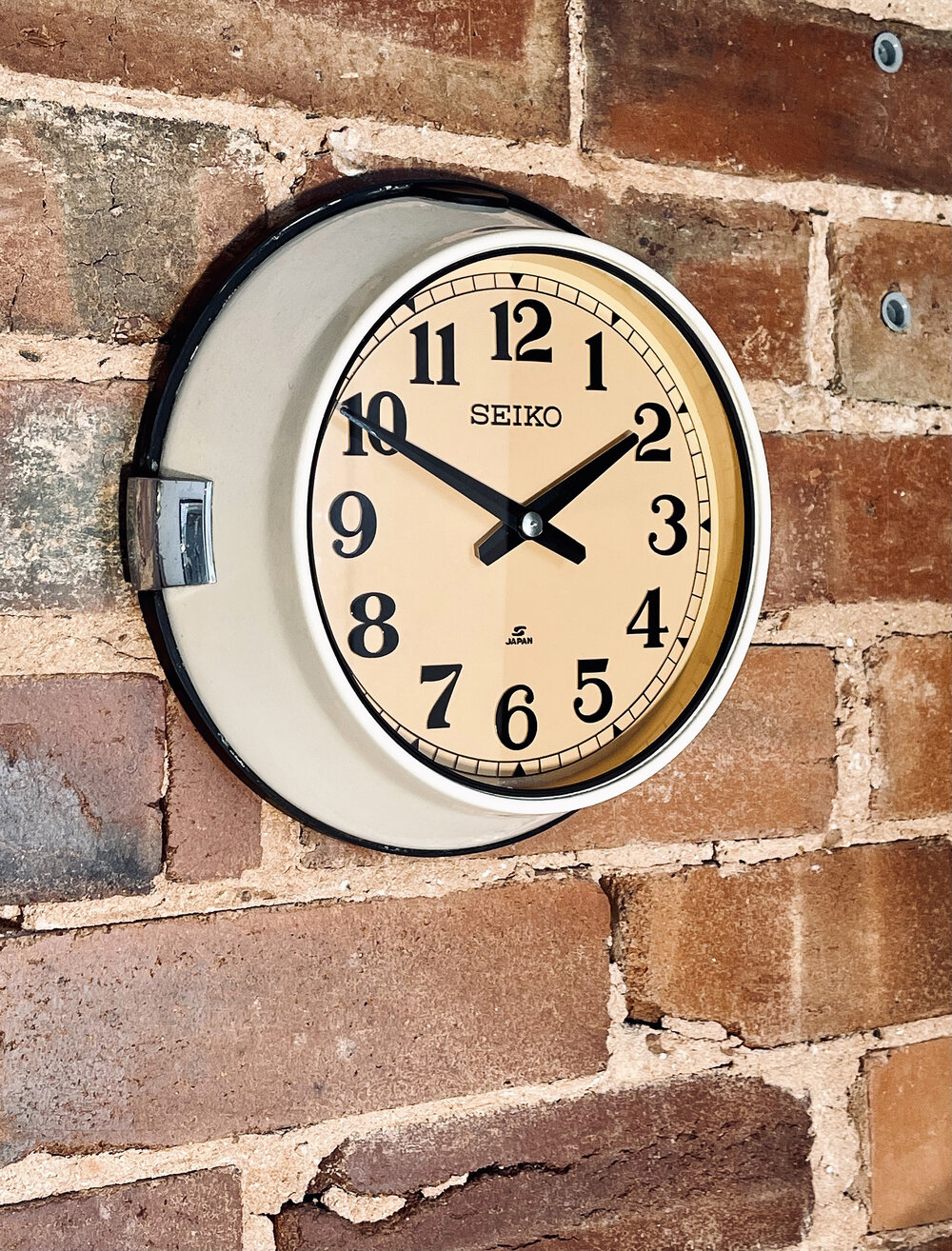 Vintage Seiko Ship's Clock — Rivet & Beam